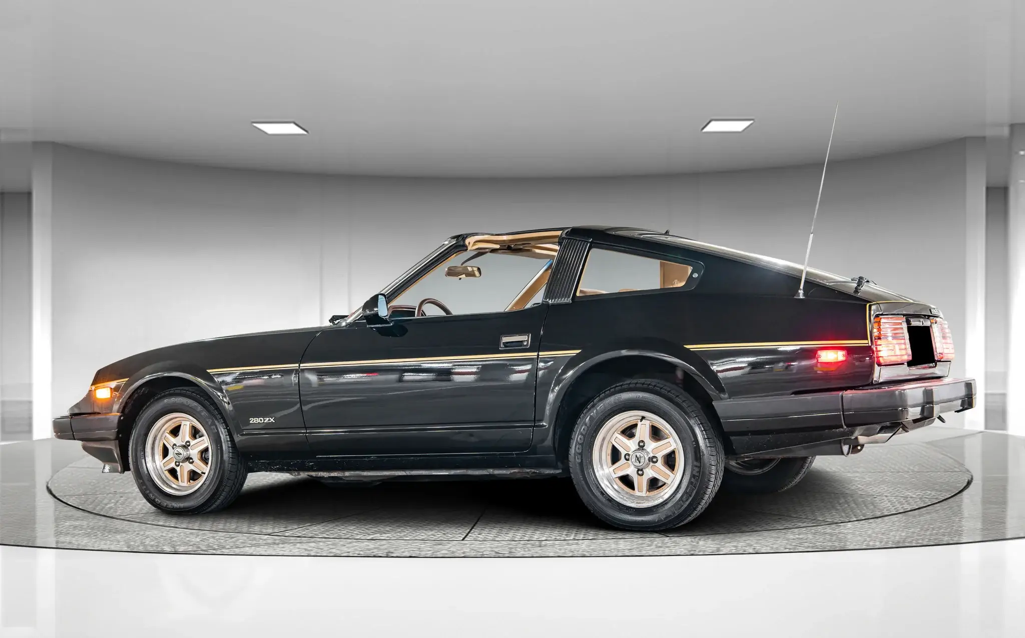 MP: 46k-Mile 1983 Datsun 280ZX 5-Speed | PCARMARKET