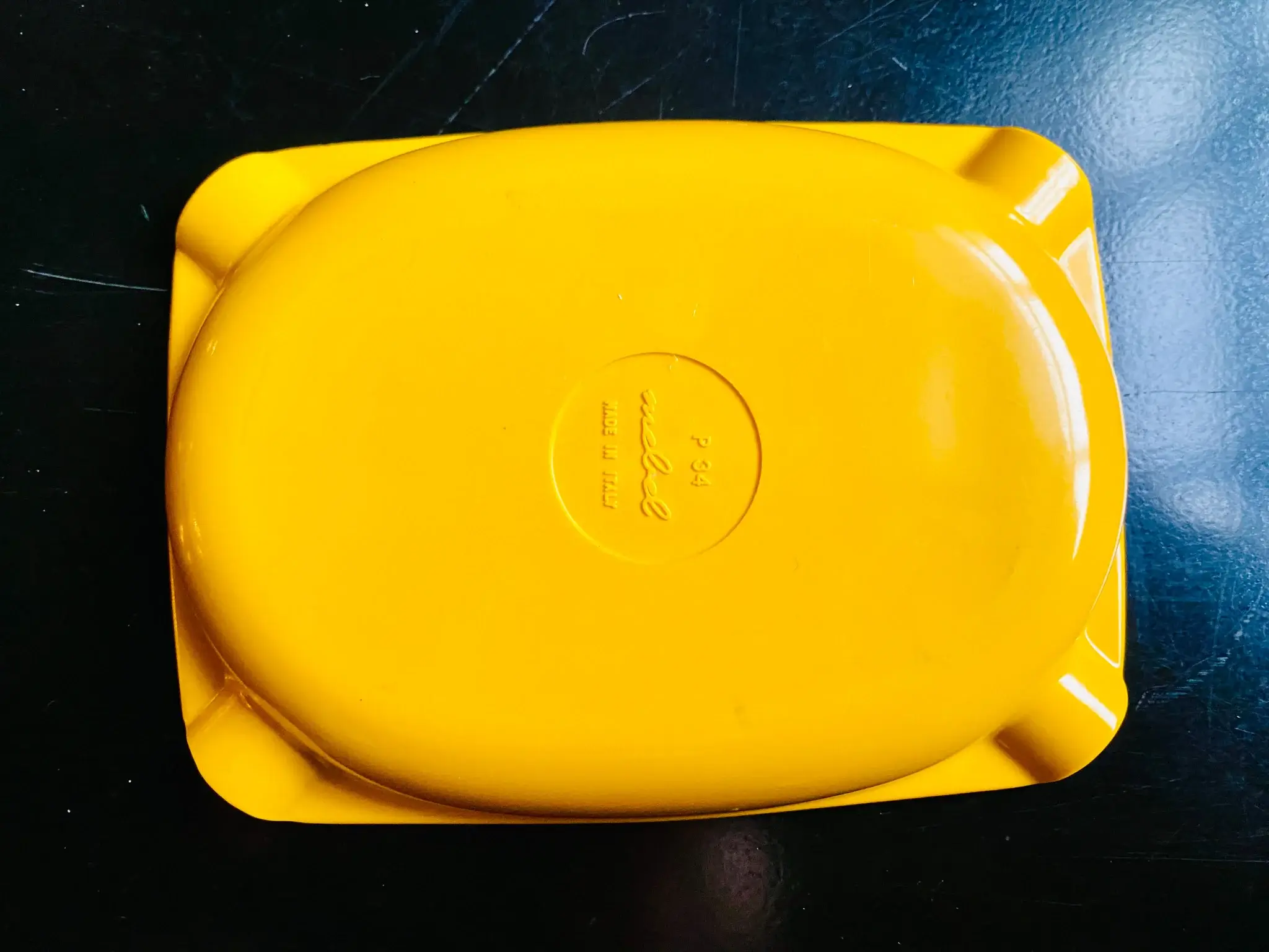 Collection of 9 vintage Ferrari & Marlboro Ashtrays | PCARMARKET