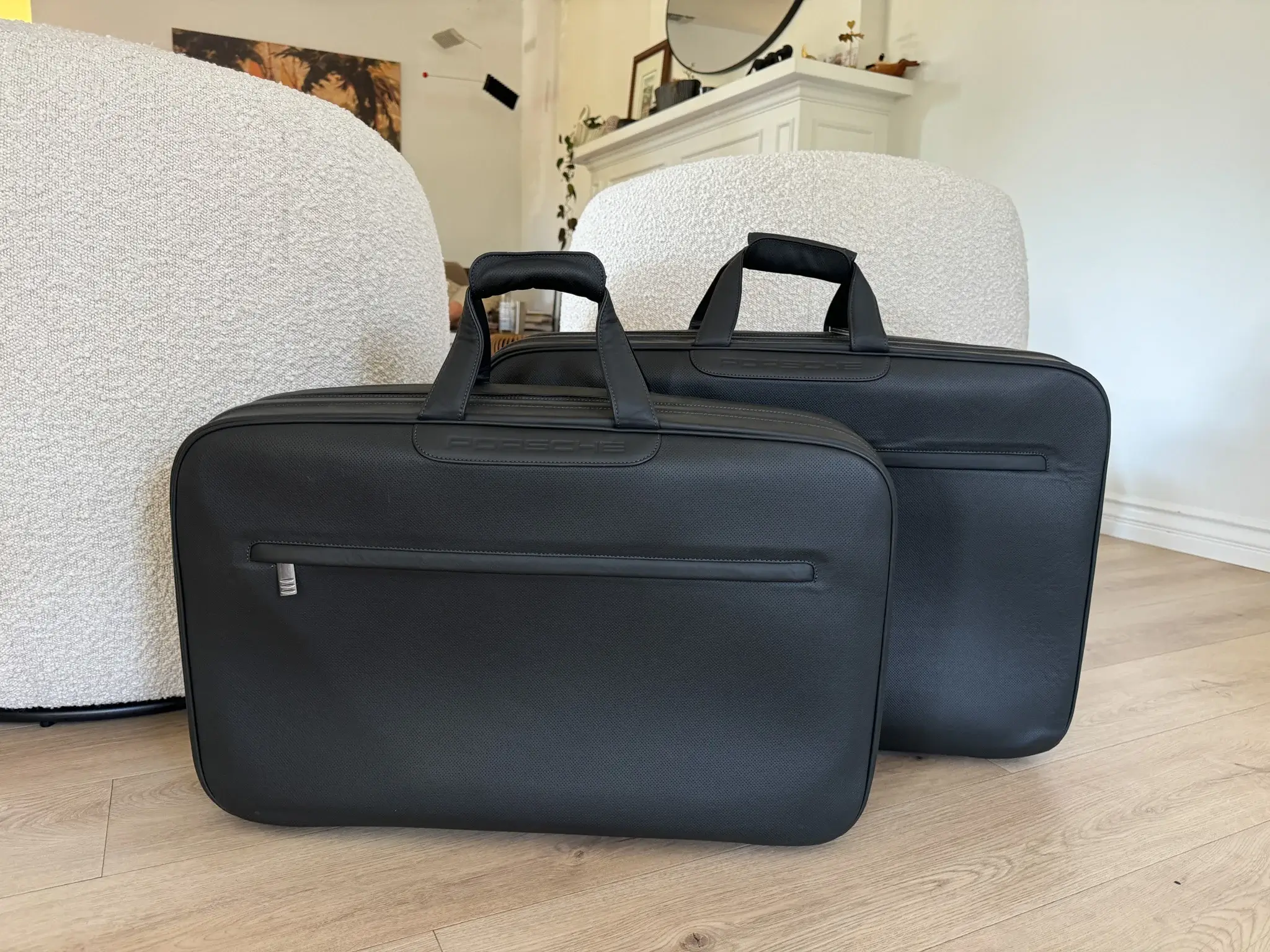 LE DOUBS フランス ドゥ県 写真集 風景 箱ケース アート 1990年 No Reserve Porsche 911 40th Anniversary Two-Piece Fitted Luggage