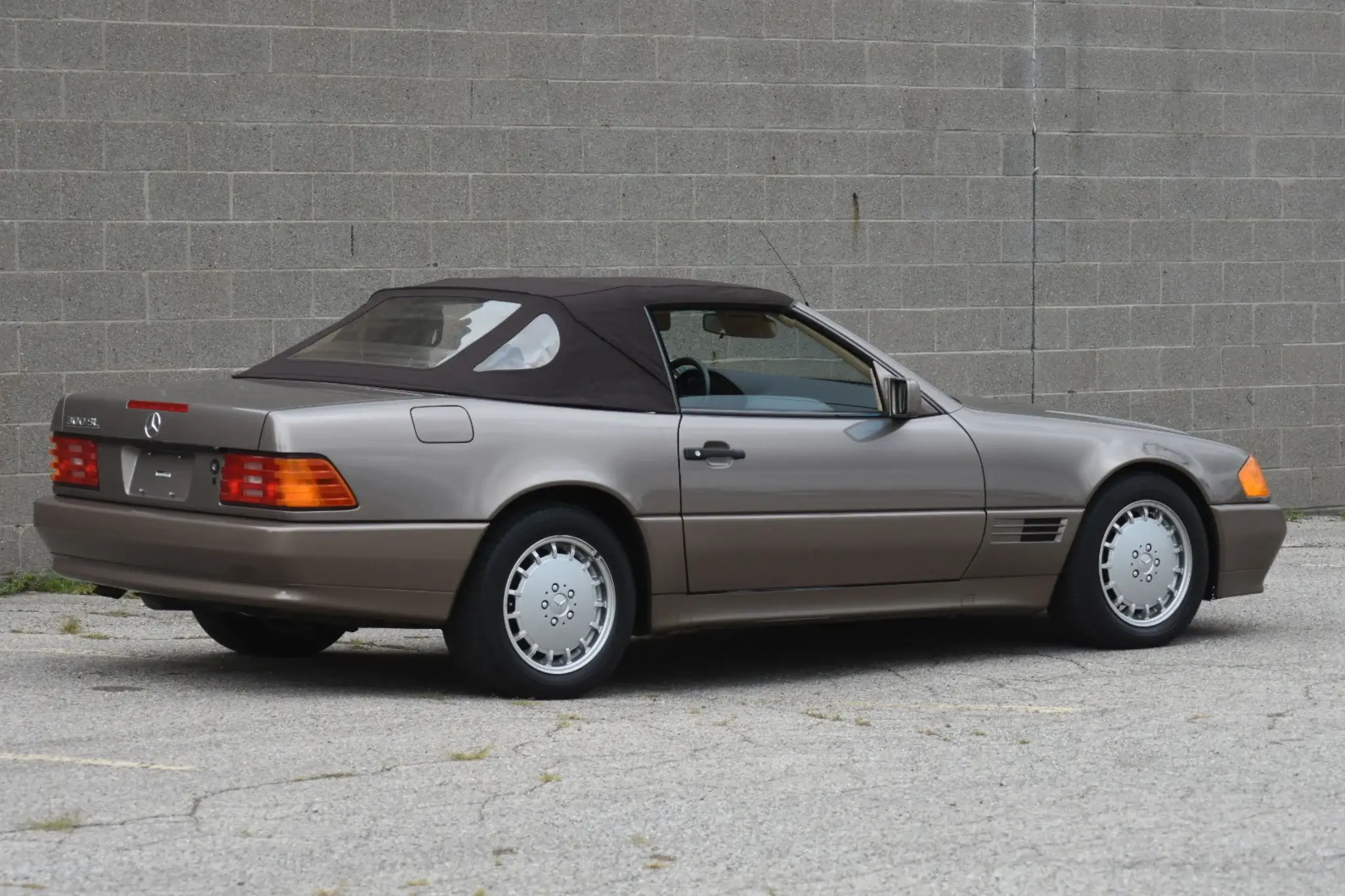 MP: 18k-Mile 1991 Mercedes-Benz 300SL | PCARMARKET