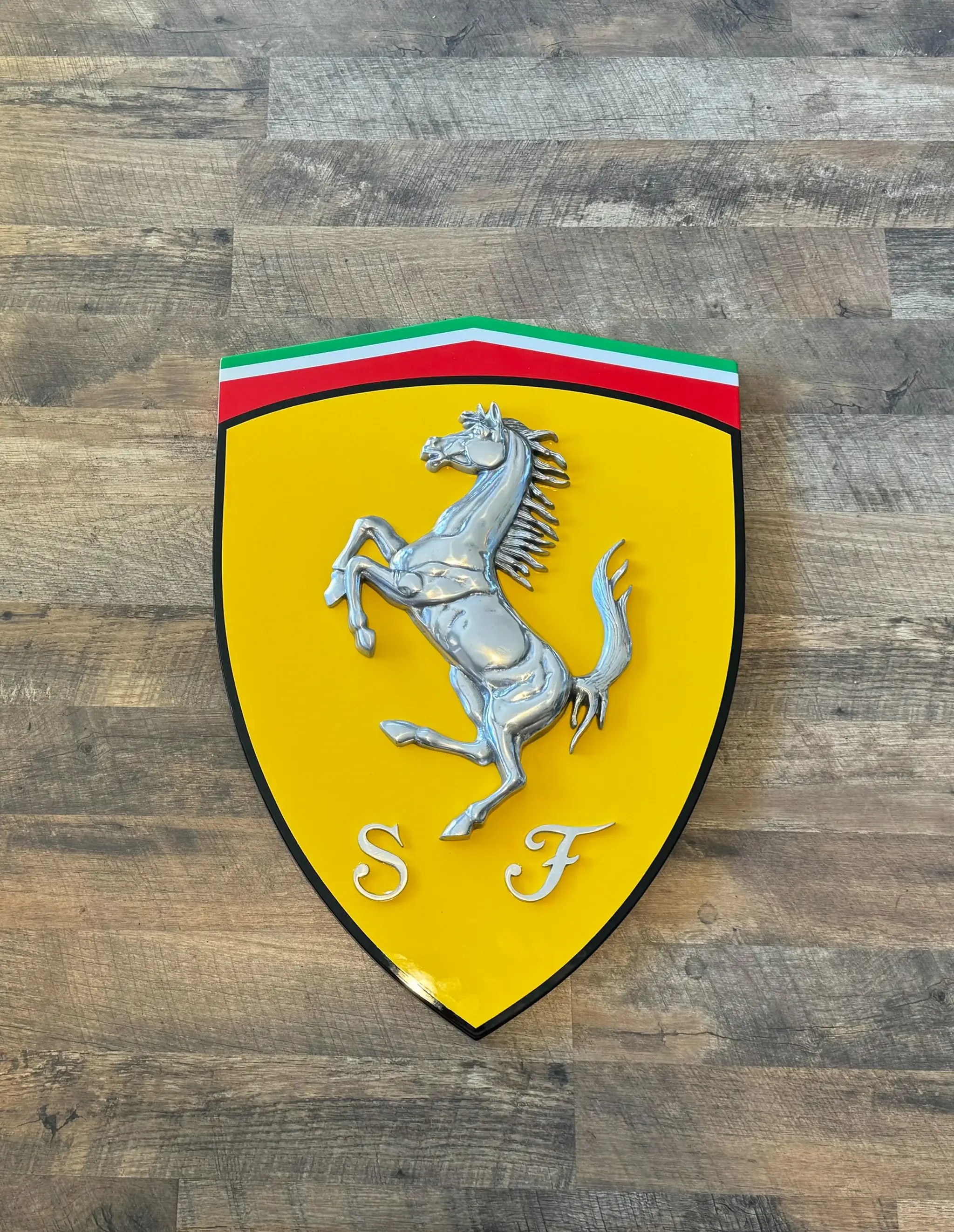 MP: Ferrari Cavallino Dealership Shield | PCARMARKET
