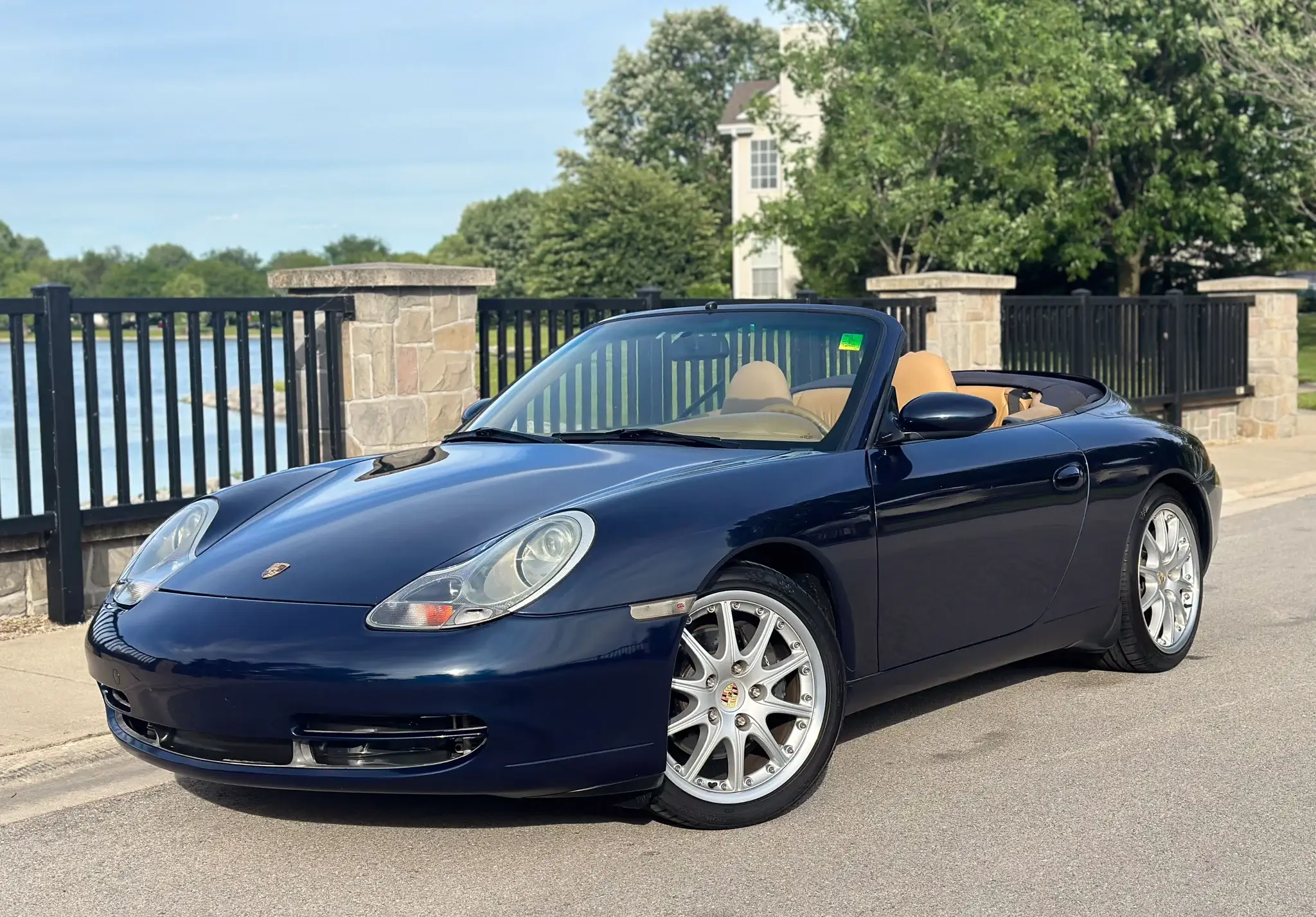 Porsche 996 The Essential Companion お値下げ Porsche 996: Supreme Porsche (Essential Companion): Streather