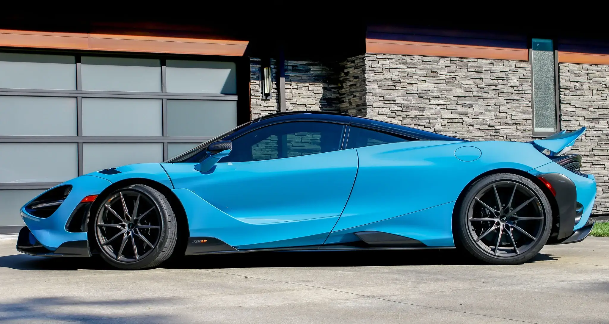 KRN！レ・クリント LE KLINT PLEATS　インディゴブルー MP: 4k-Mile 2021 McLaren 765LT Coupe | PCARMARKET