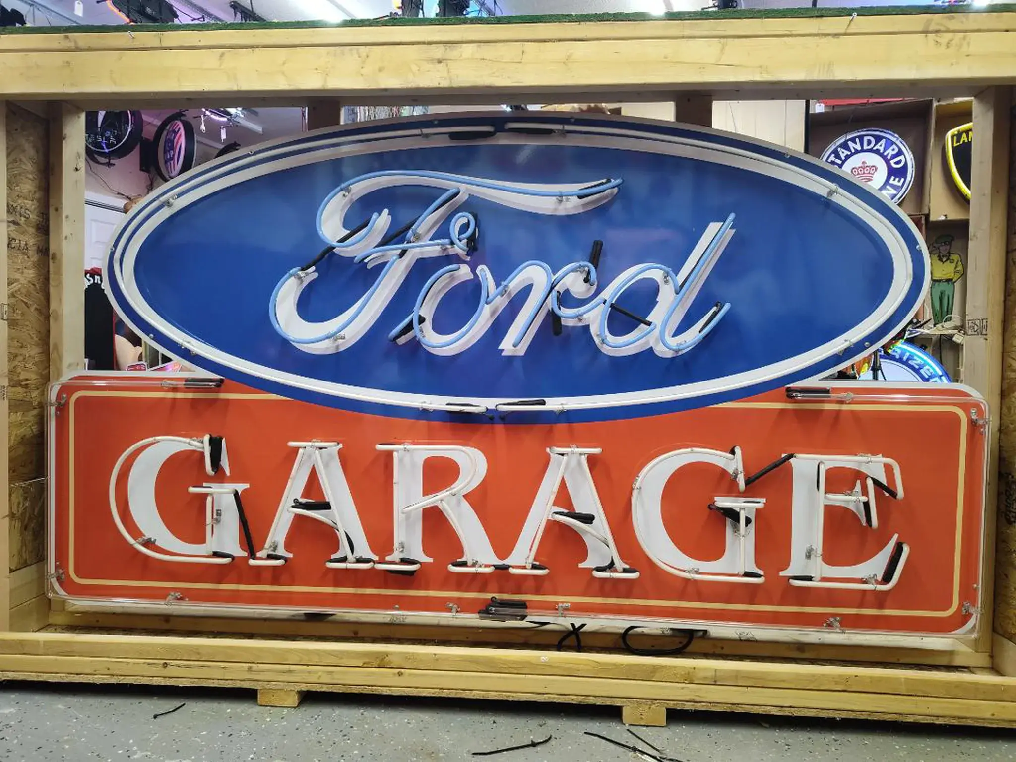 ネオンサイン　Ford アメ車　ガレージ MP: Ford Garage Neon Sign | PCARMARKET