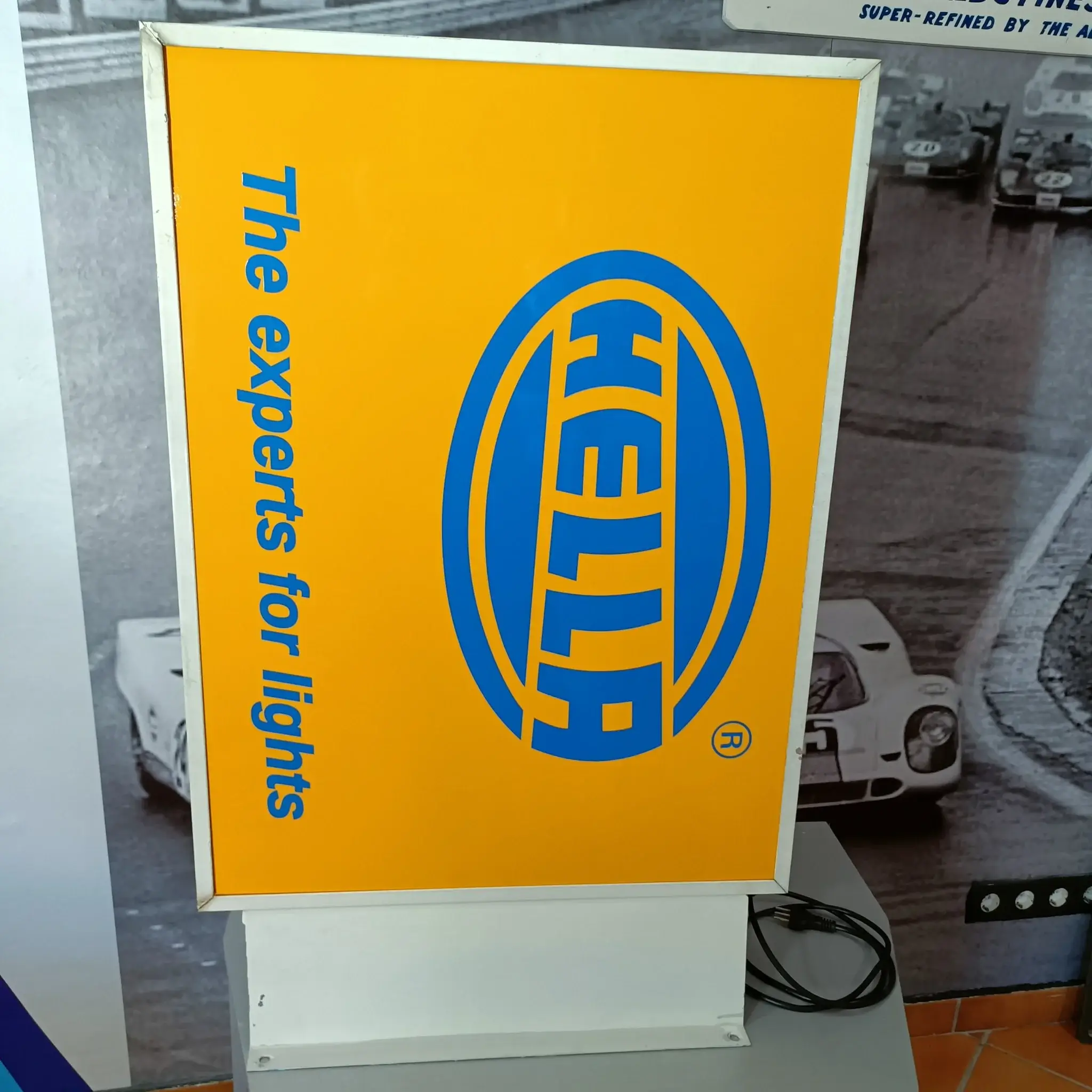 サイン　無名 No Reserve Illuminated Hella Sign | PCARMARKET