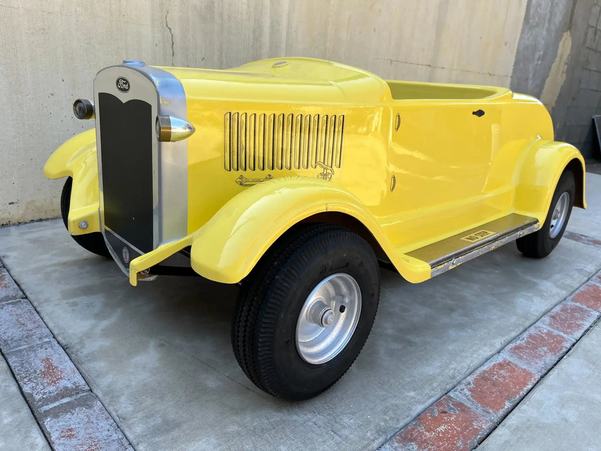 MP: 1980 F.W. & Associates Ford Hot Rod-Style Go-Kart | PCARMARKET
