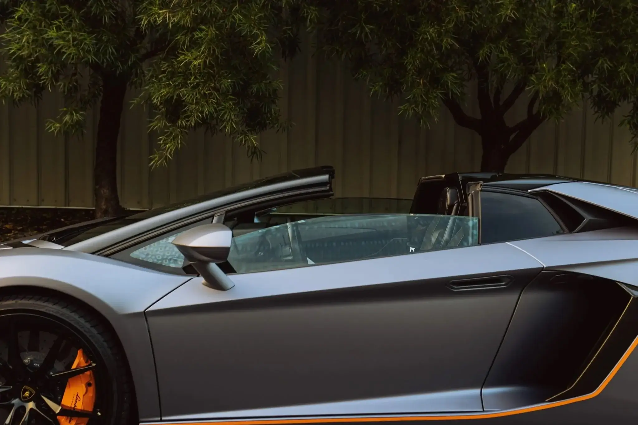 MP: 18k-Mile 2015 Lamborghini Aventador LP700-4 Roadster | PCARMARKET