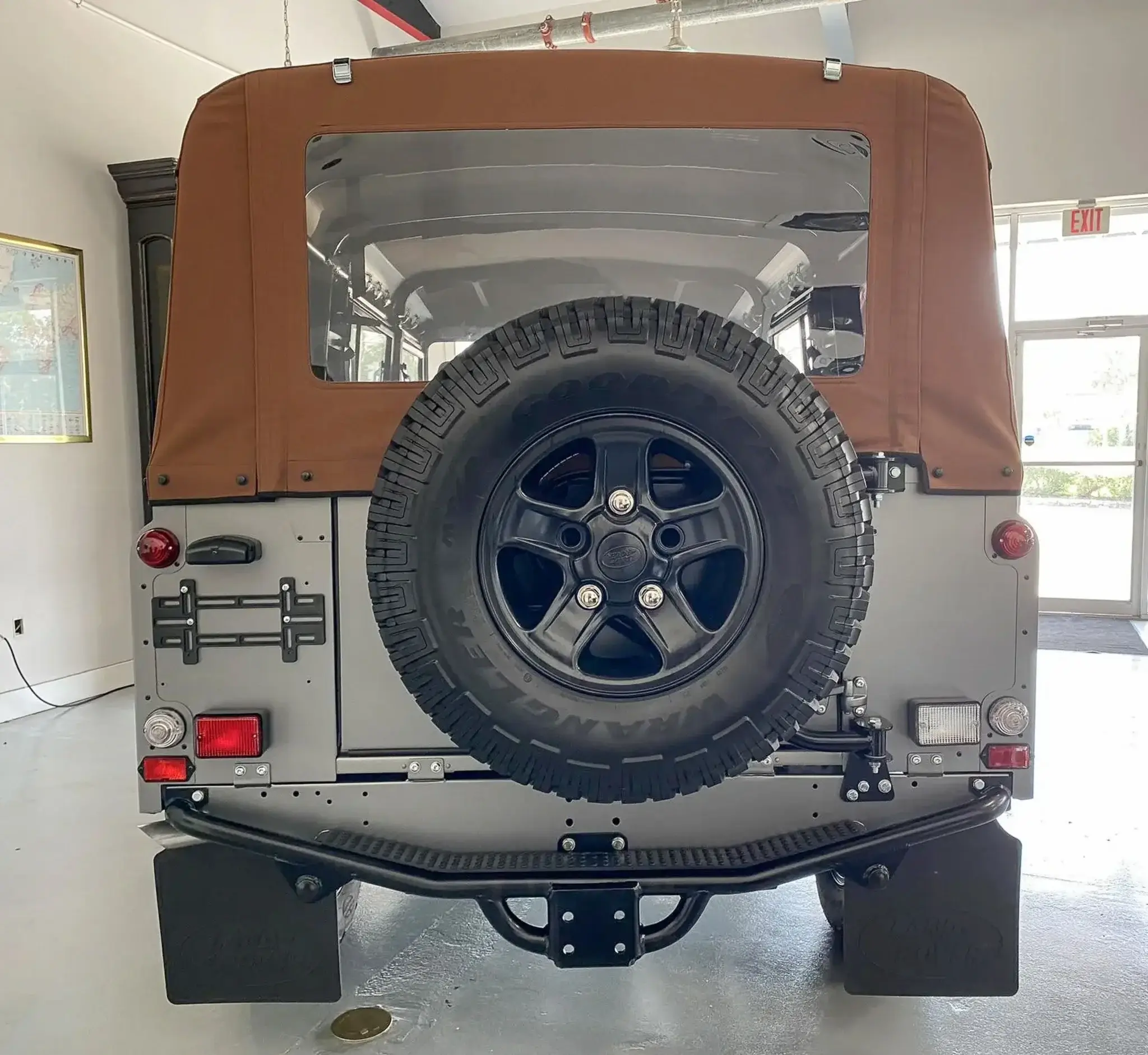 MP: Restored 1997 Land Rover Defender 110 300Tdi 5-Speed | PCARMARKET