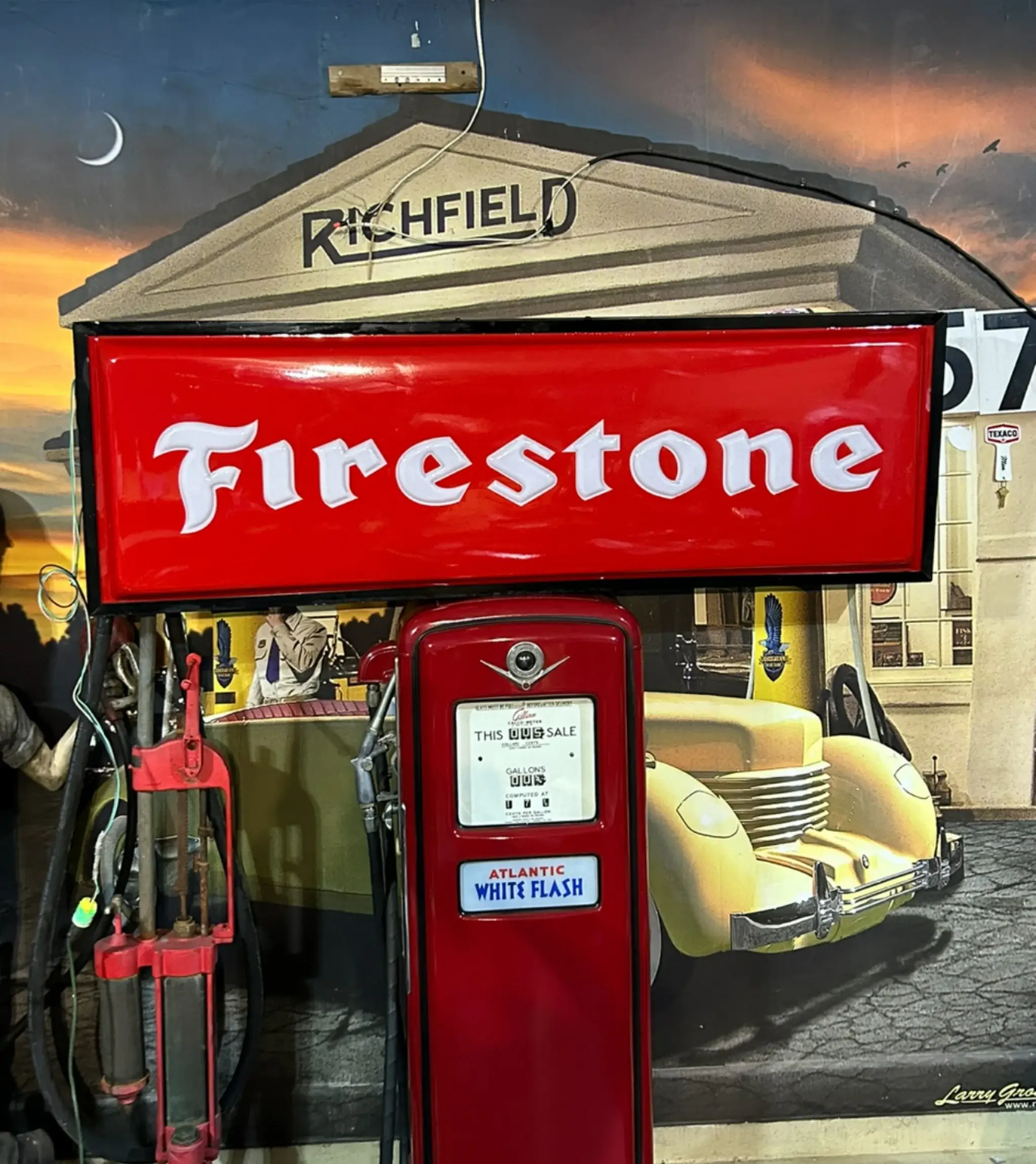MP: Large Illuminated Firestone Sign | PCARMARKET