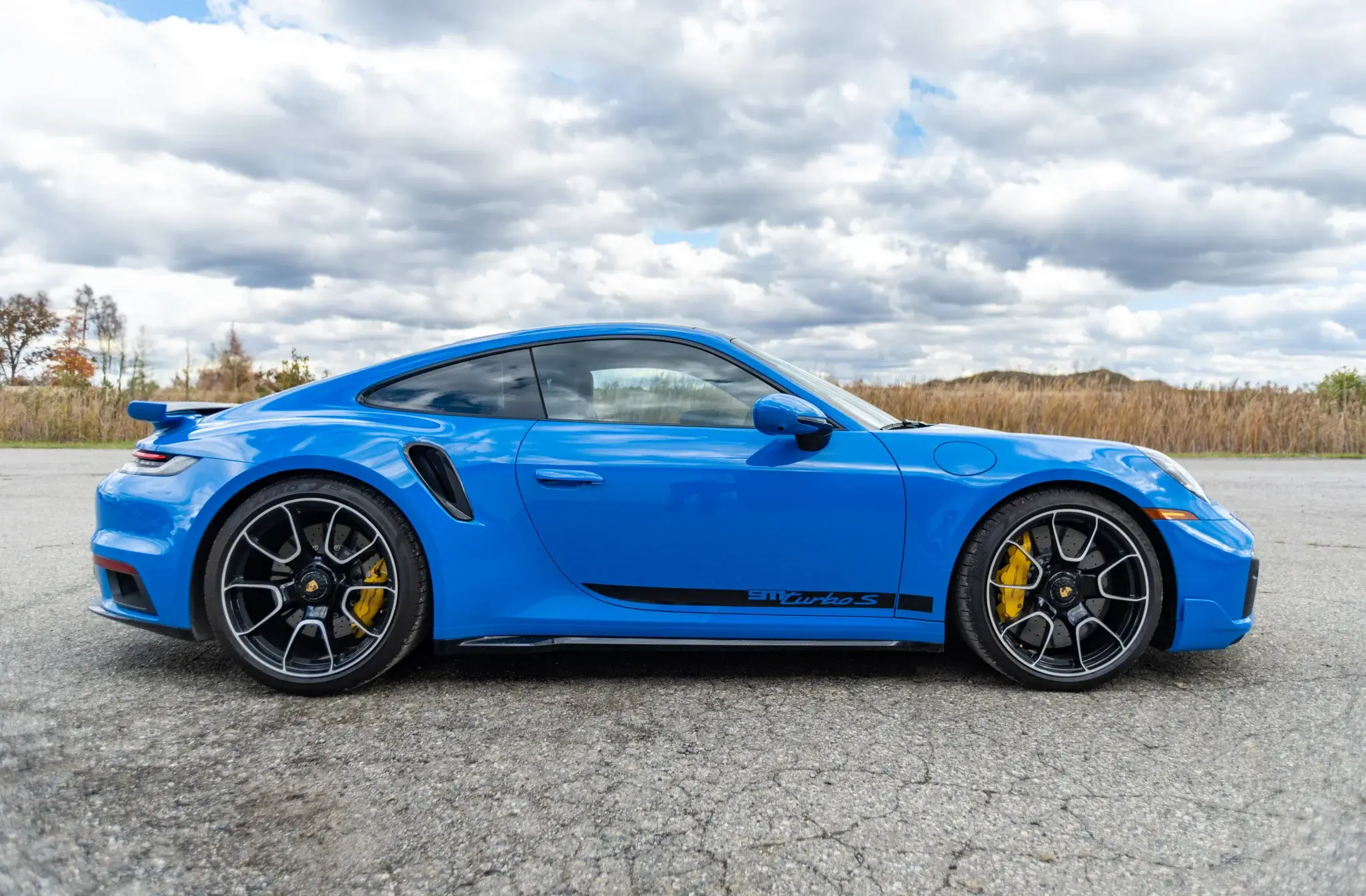 MP: 2024 Porsche 992 Turbo S Coupe | PCARMARKET