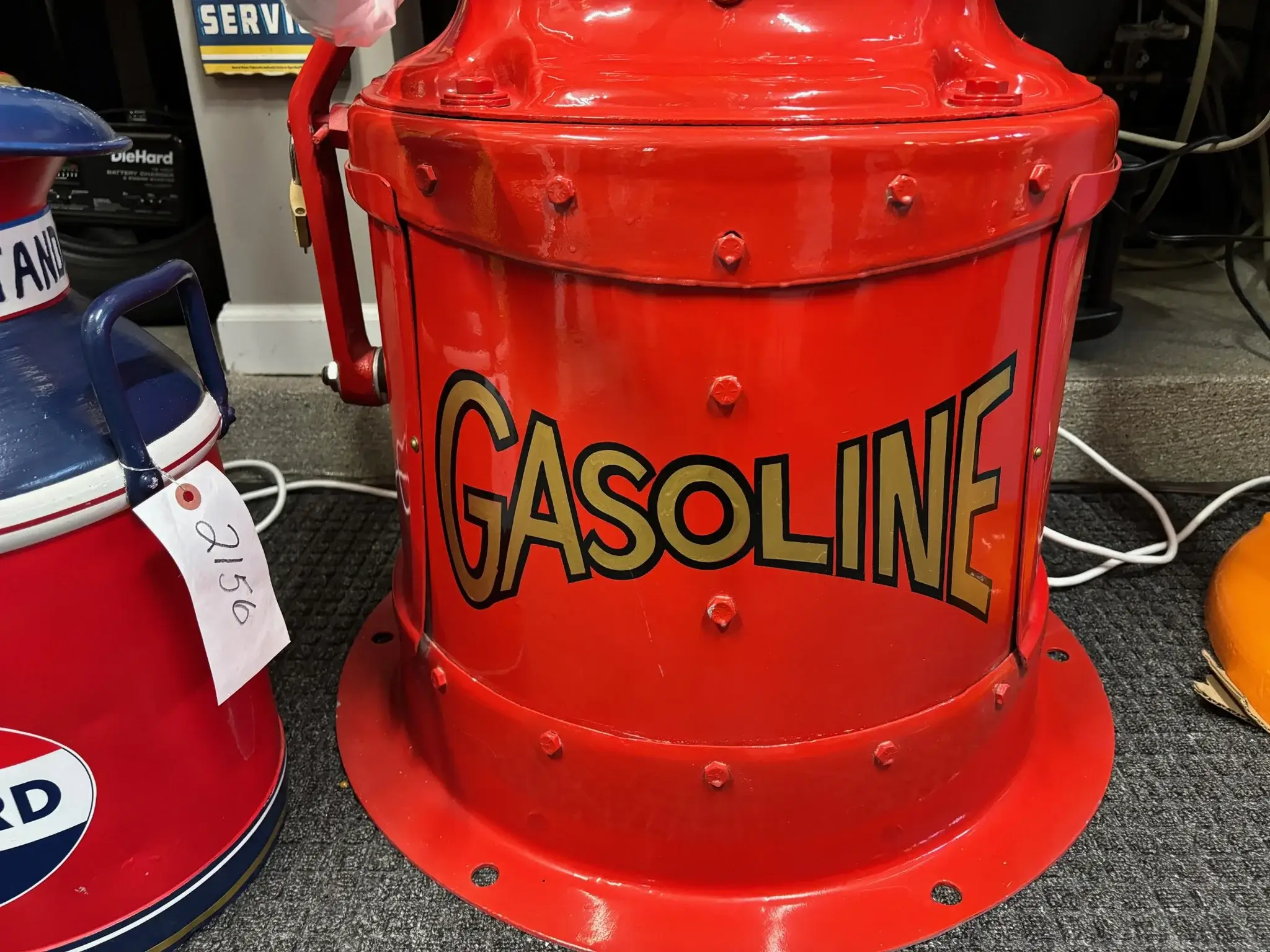 RED文字！マーカス・マーズ聖 MP: Restored Mae West Sinclair Gas Pump | PCARMARKET