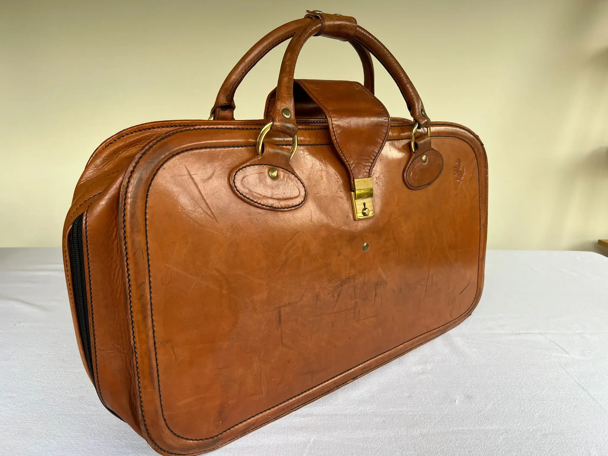 MP: 1981 Ferrari Mondial 8 Schedoni Luggage Set | PCARMARKET