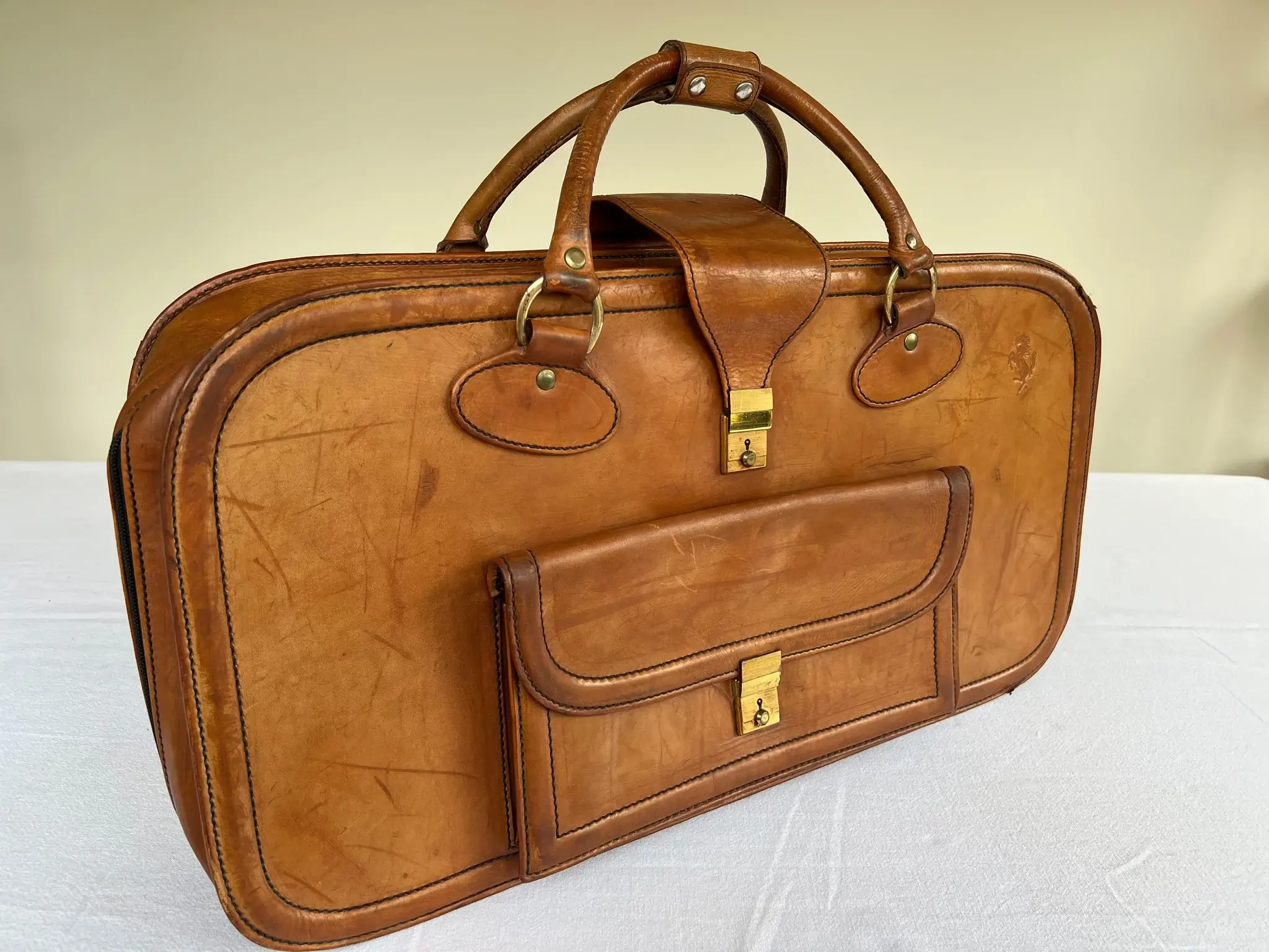MP: 1981 Ferrari Mondial 8 Schedoni Luggage Set | PCARMARKET