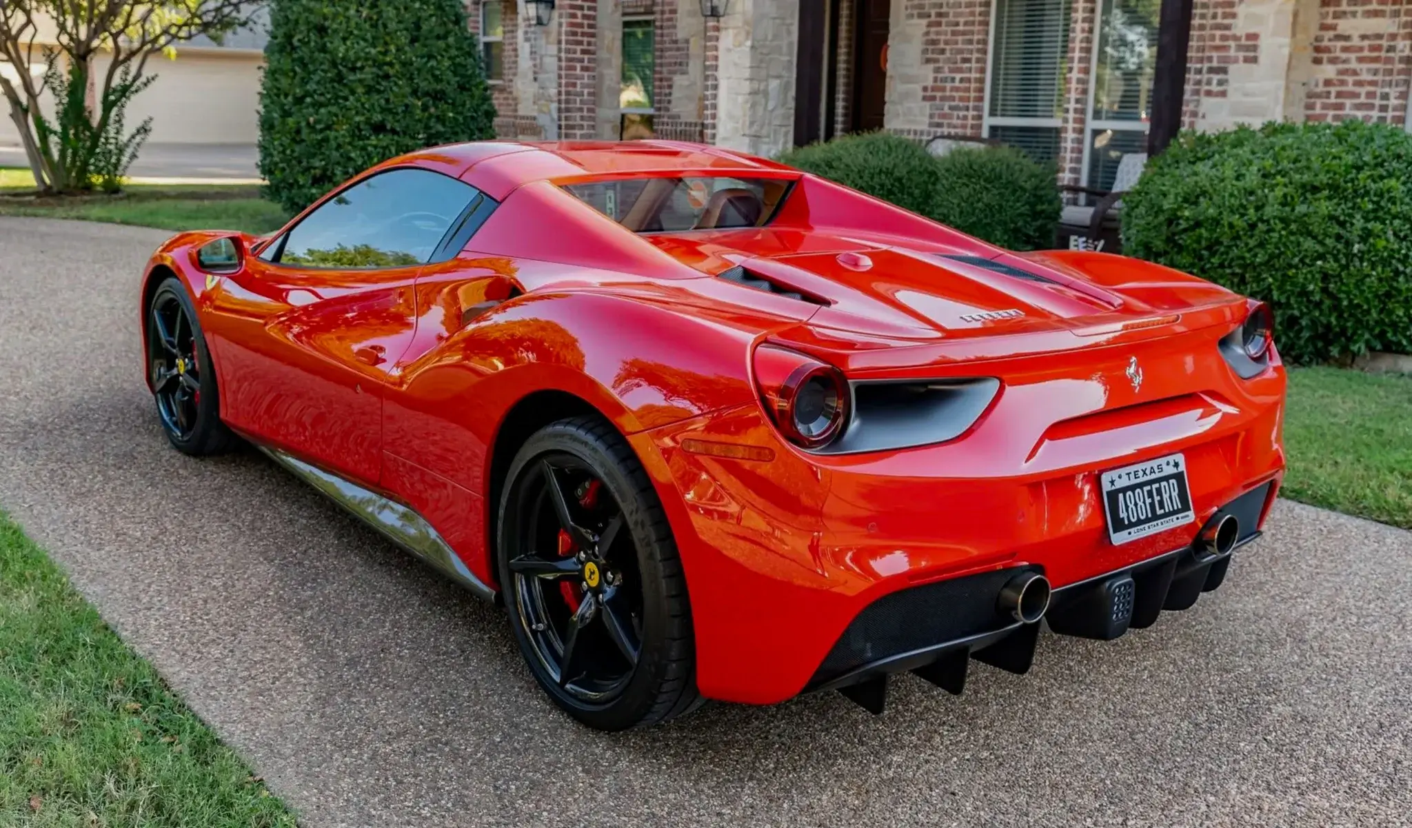 8k-Mile 2018 Ferrari 488 Spider | PCARMARKET