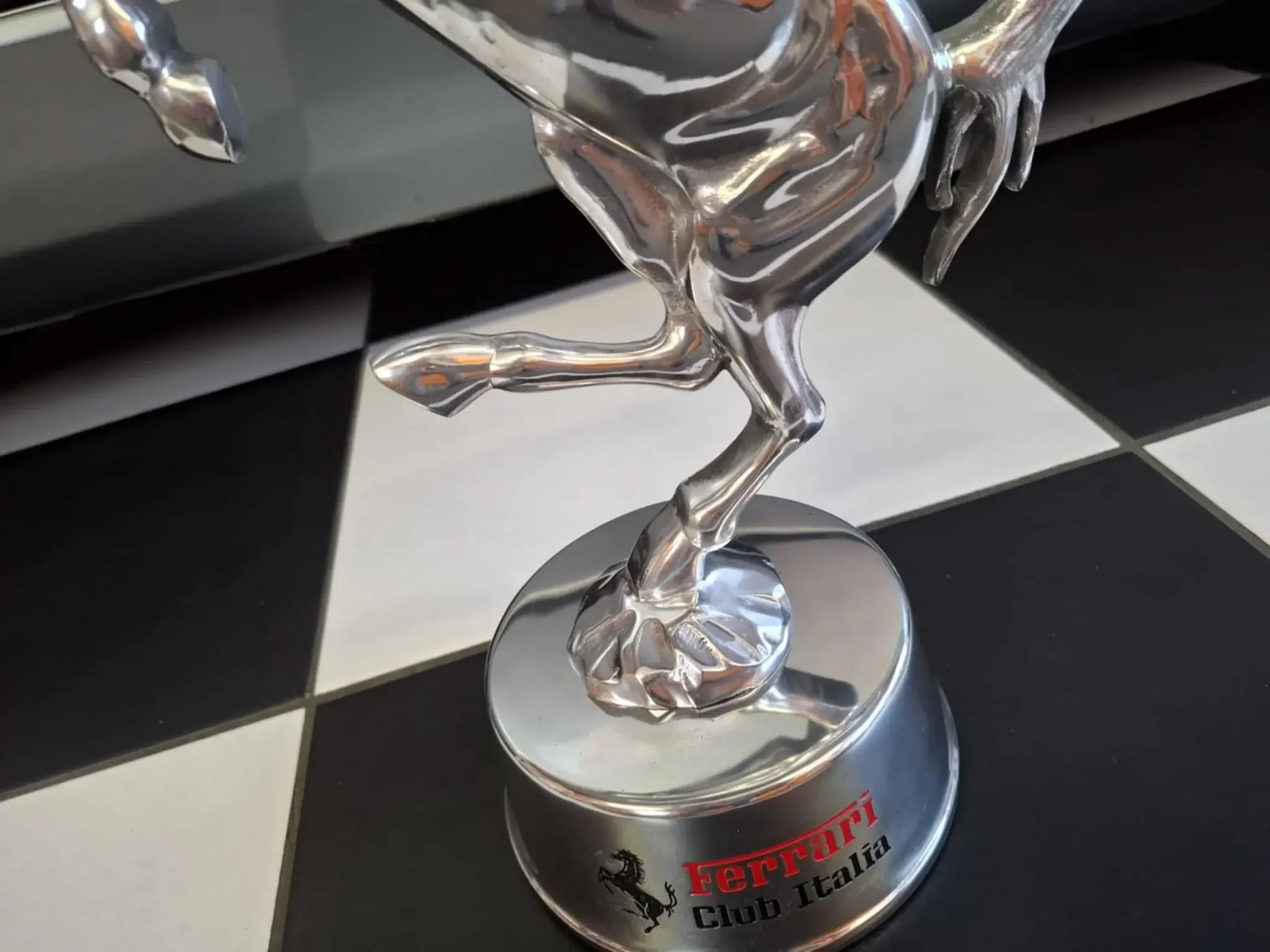 No Reserve Authentic Ferrari Club Italia Trophy | PCARMARKET