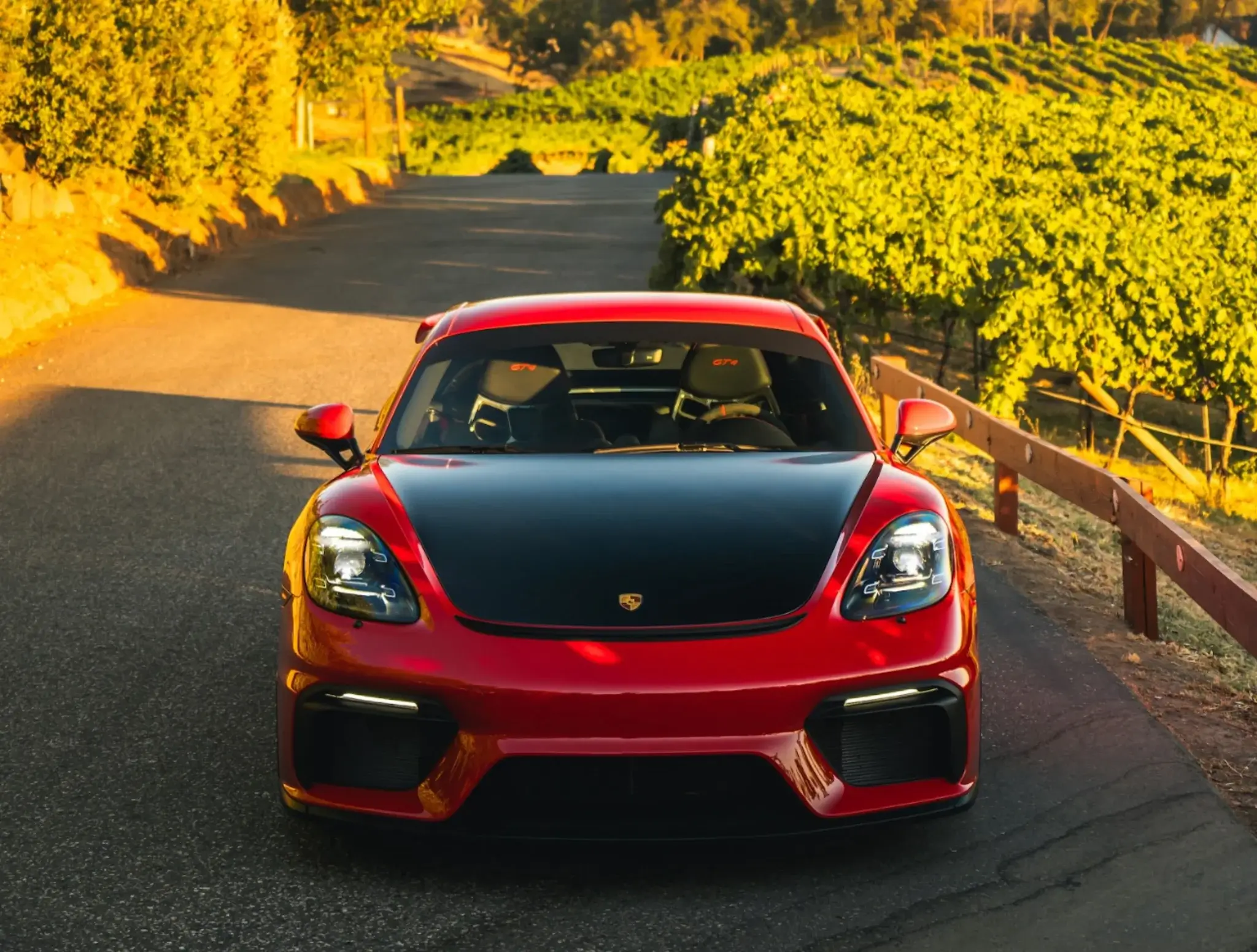 2022 Porsche 718 Cayman GT4 | PCARMARKET