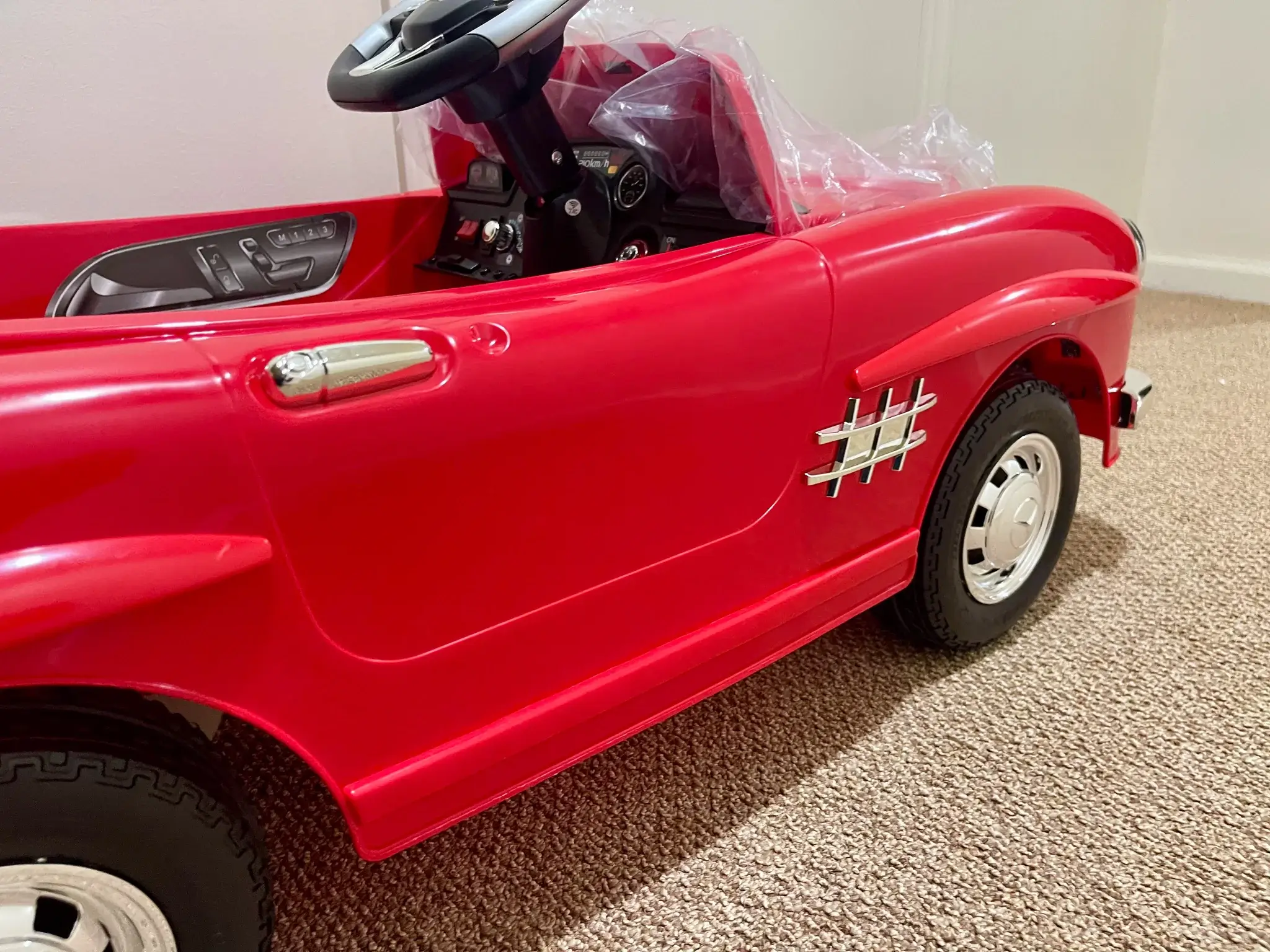 MP: Brand New Kid's Ride On Mercedes 300SL Electric | PCARMARKET