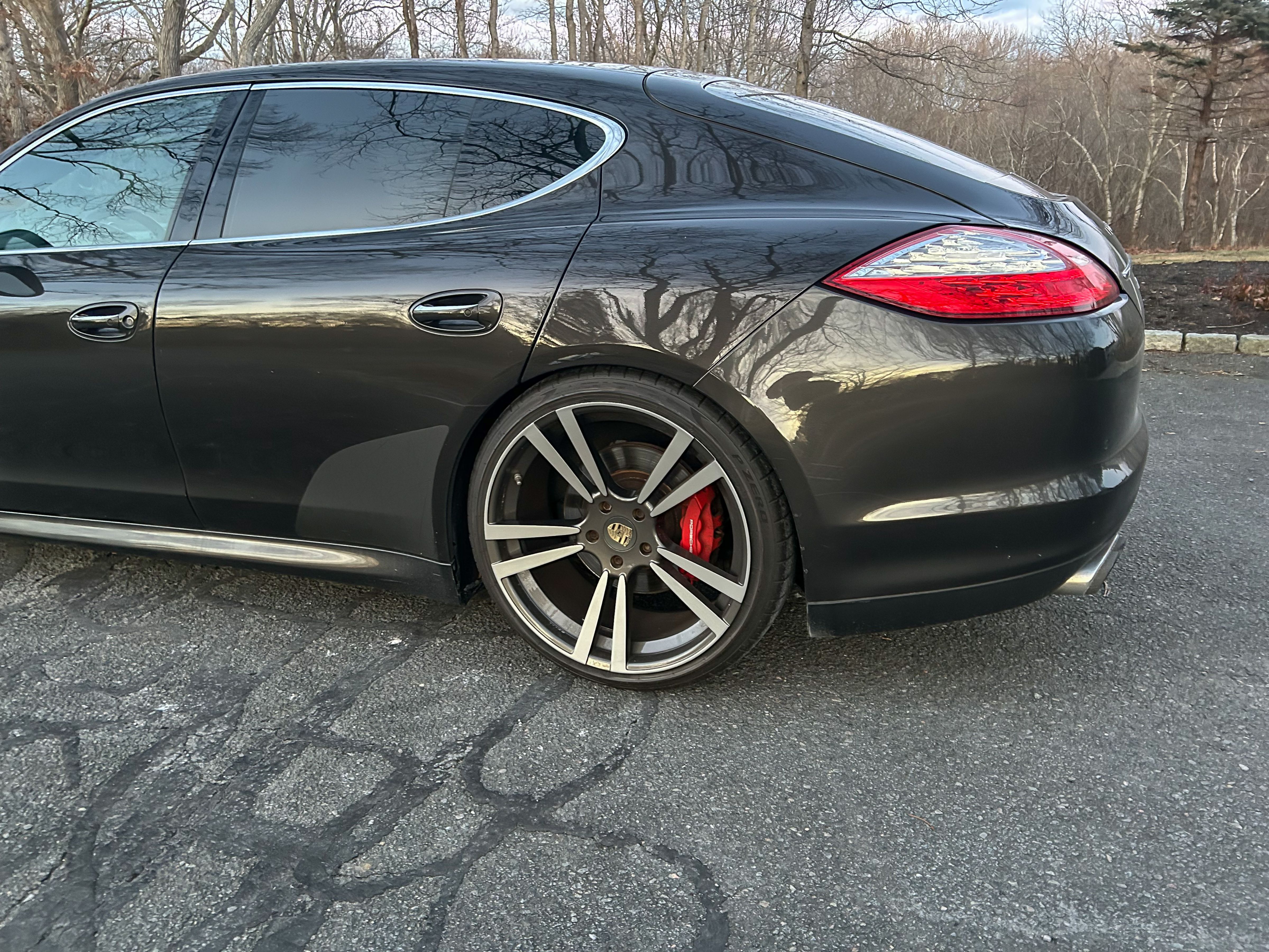 2010 Porsche Panamera Turbo | PCARMARKET