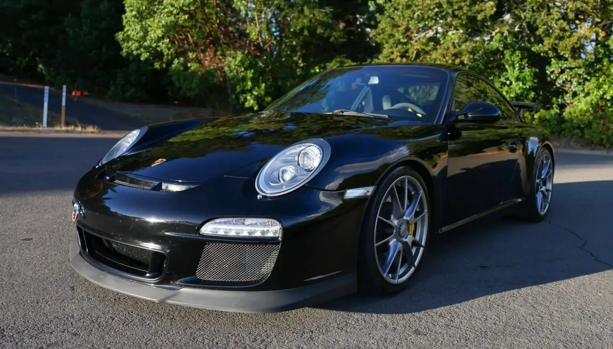 MP: 27k-Mile 2010 Porsche 997.2 GT3 | PCARMARKET