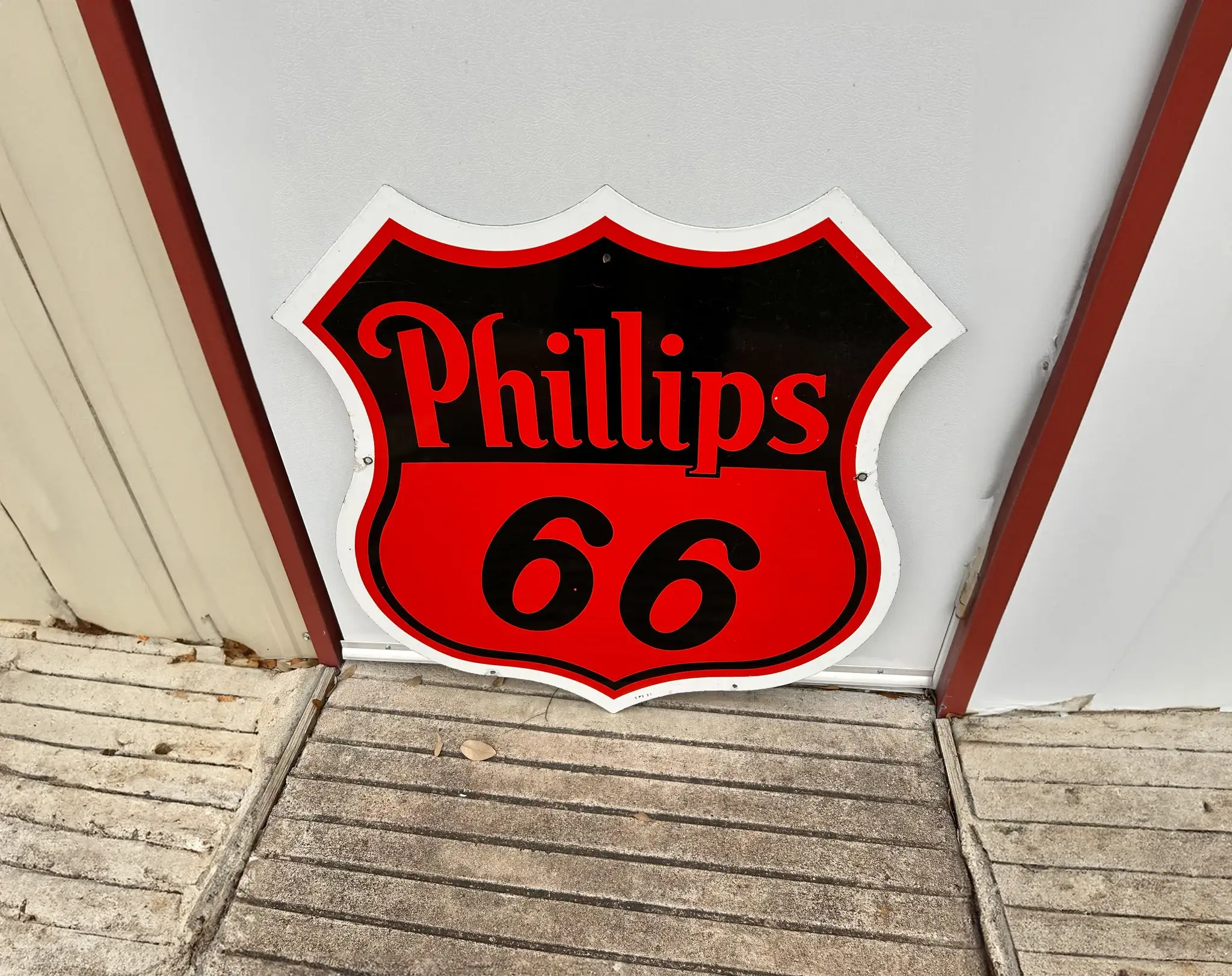 MP: 1957 Phillips 66 White Border Sign | PCARMARKET