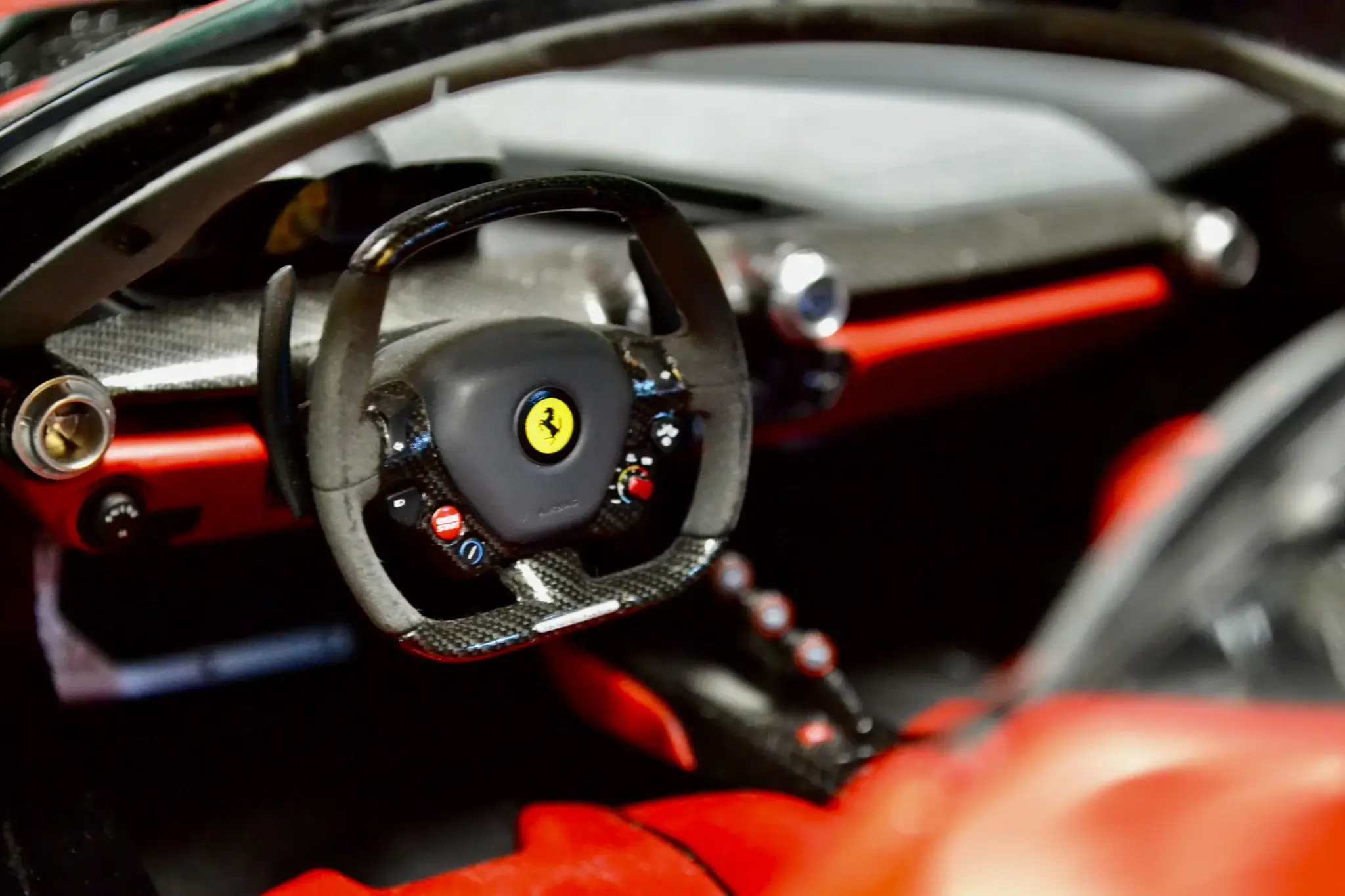 MP: 1:8 Scale DeAgostini Ferrari LaFerrari Model Car | PCARMARKET