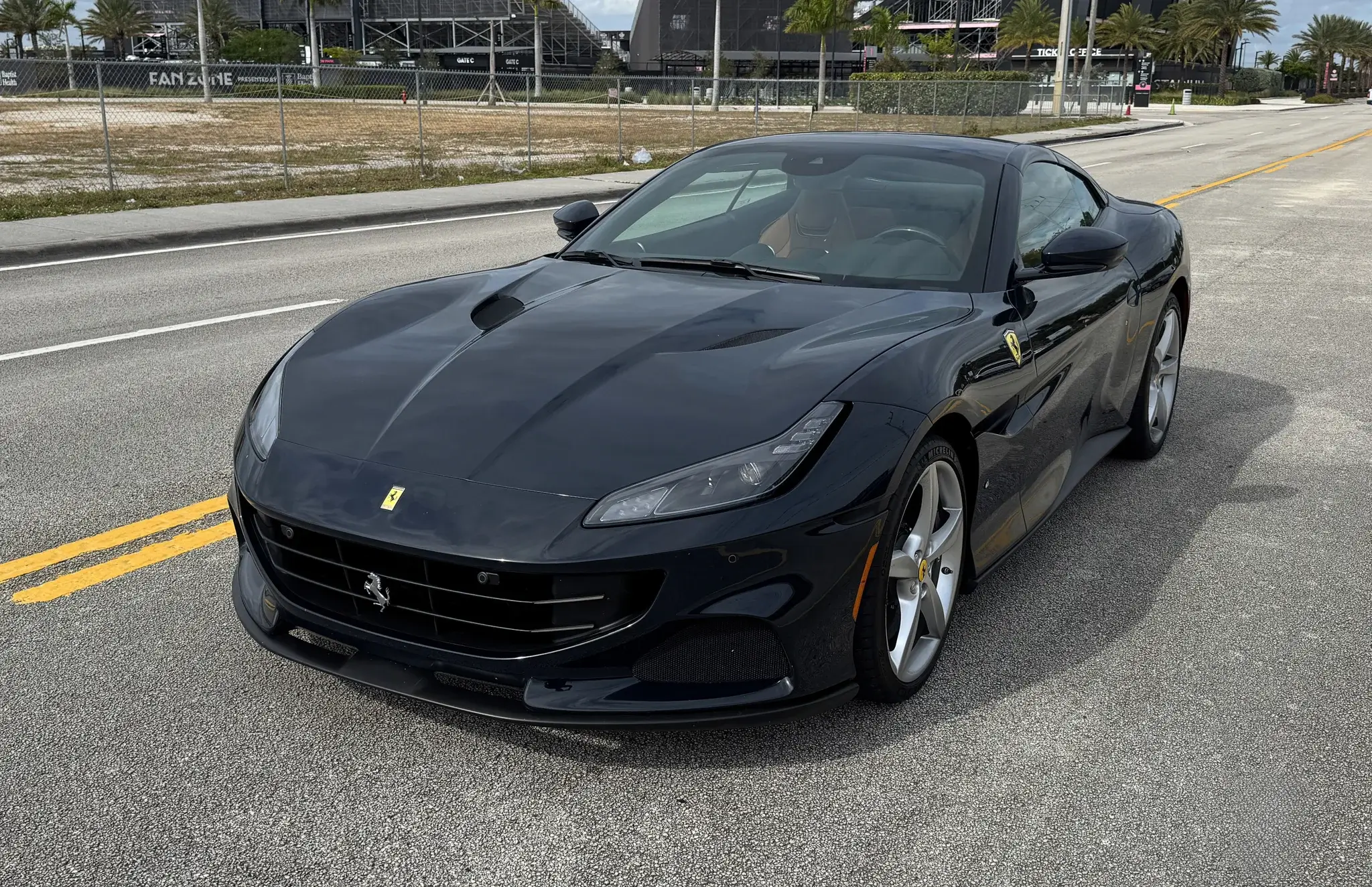 MP: 2k-Mile 2023 Ferrari Portofino M | PCARMARKET