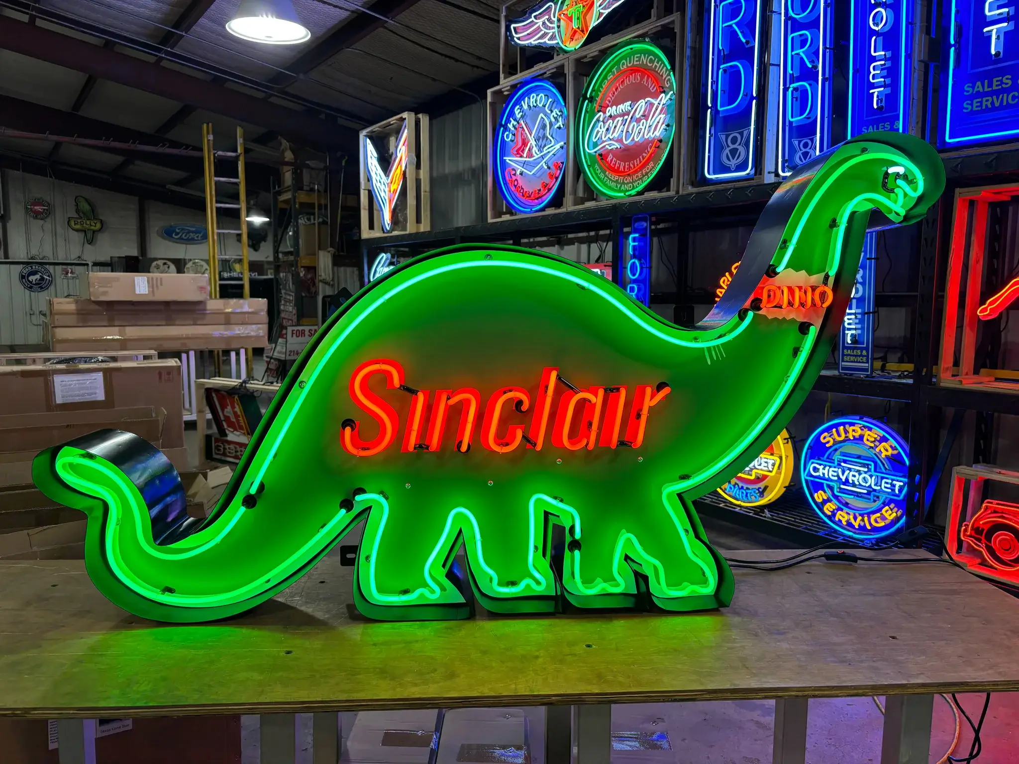 MP: Sinclair Dino Neon Sign | PCARMARKET