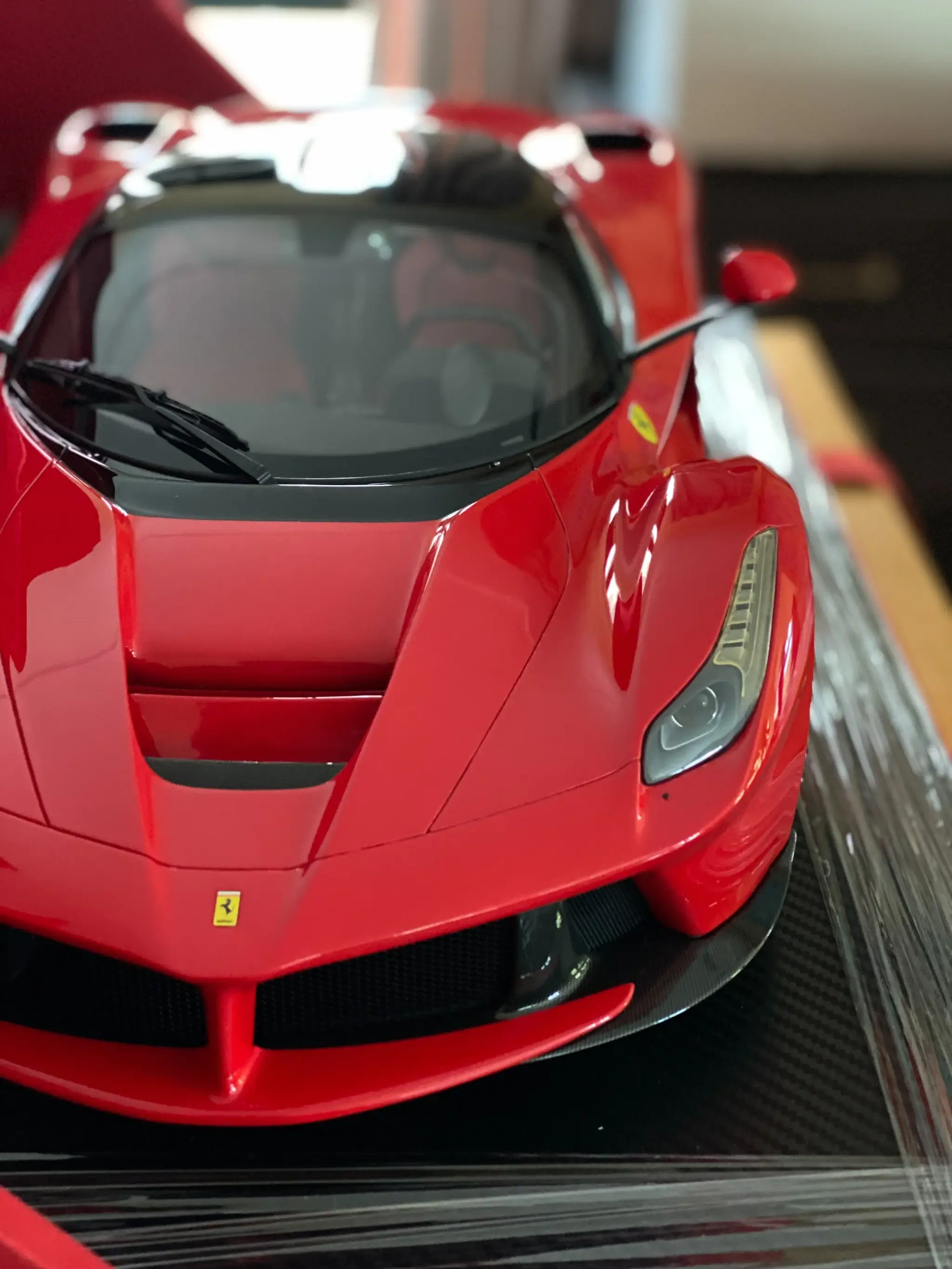 MP: Ferrari LaFerrari Amalgam 1:8 Scale Model | PCARMARKET