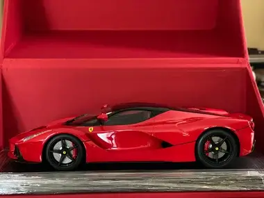 MP: Ferrari LaFerrari Amalgam 1:8 Scale Model | PCARMARKET