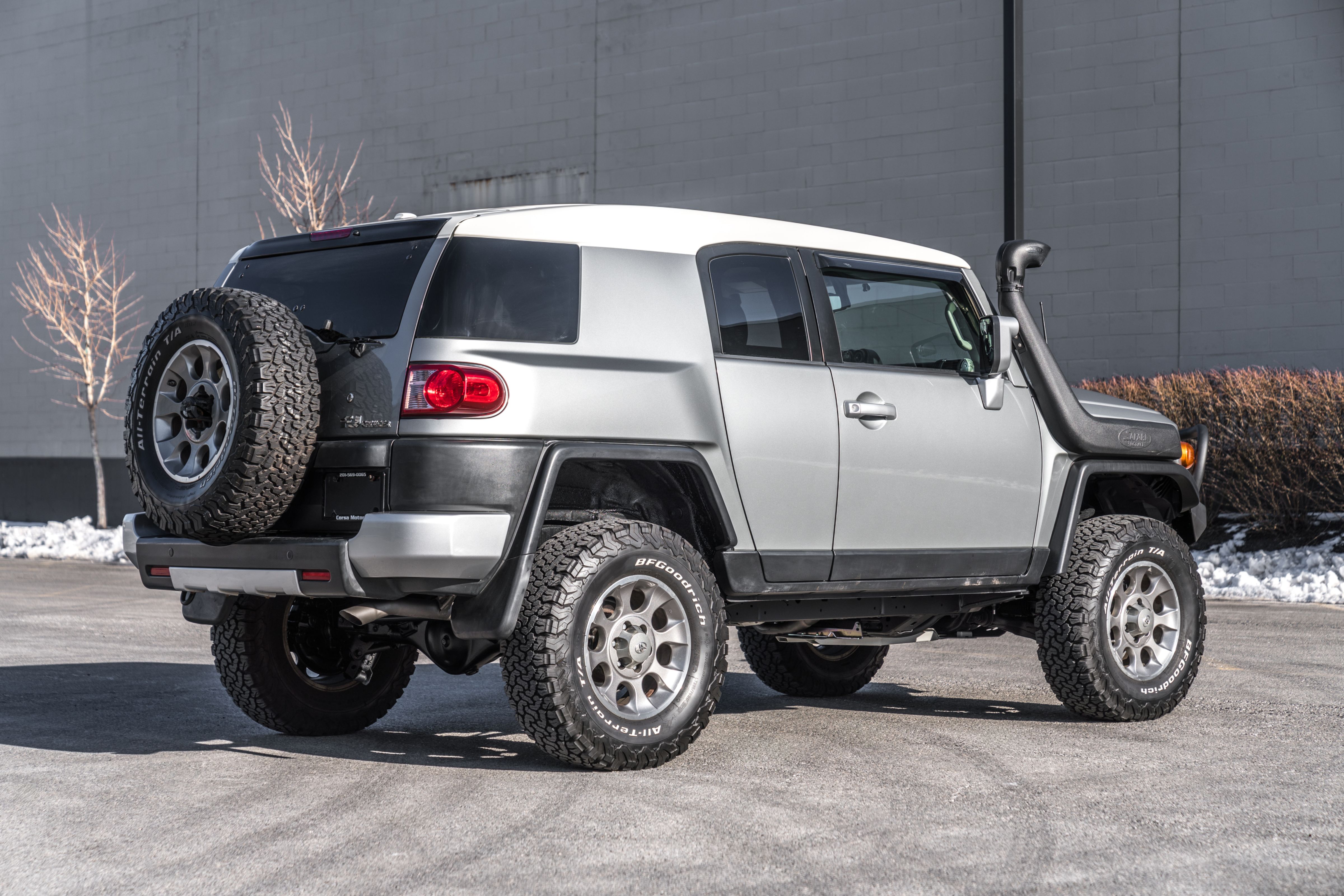 2011 Toyota FJ Cruiser | PCARMARKET