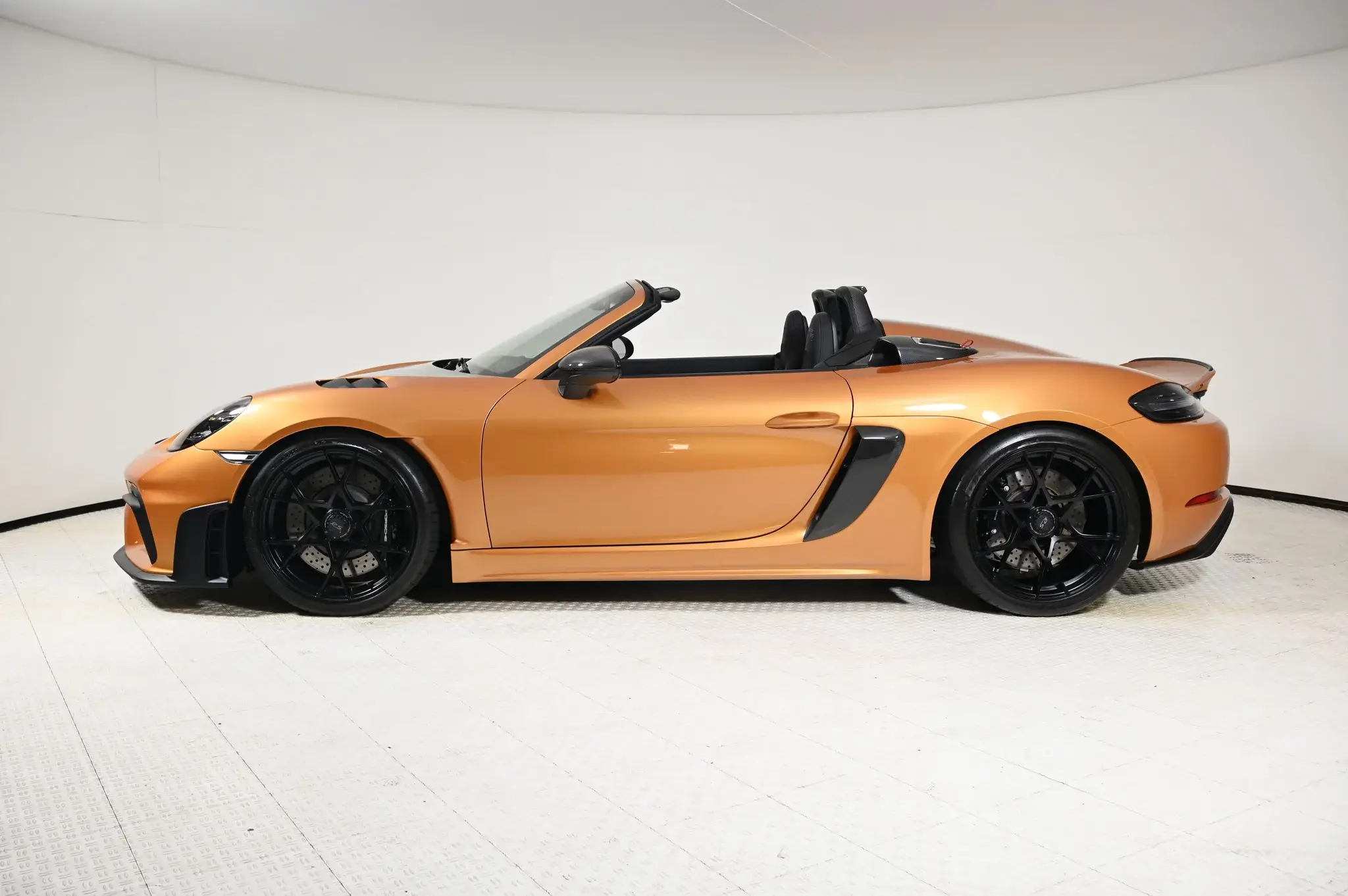 2024 Porsche 718 Spyder RS | PCARMARKET