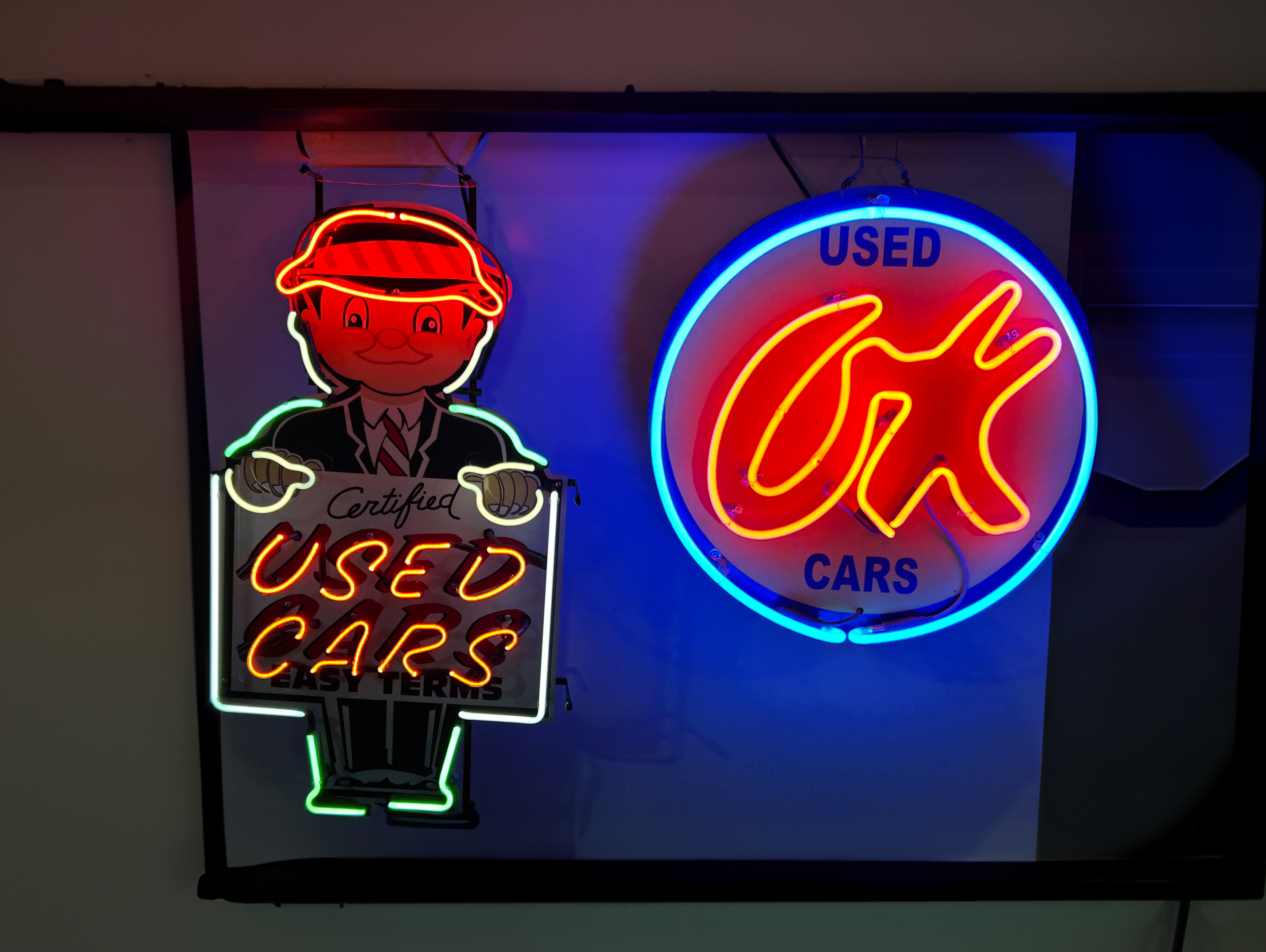 No Reserve Certified Used Cars Guy & OK Used Cars Neon Signs