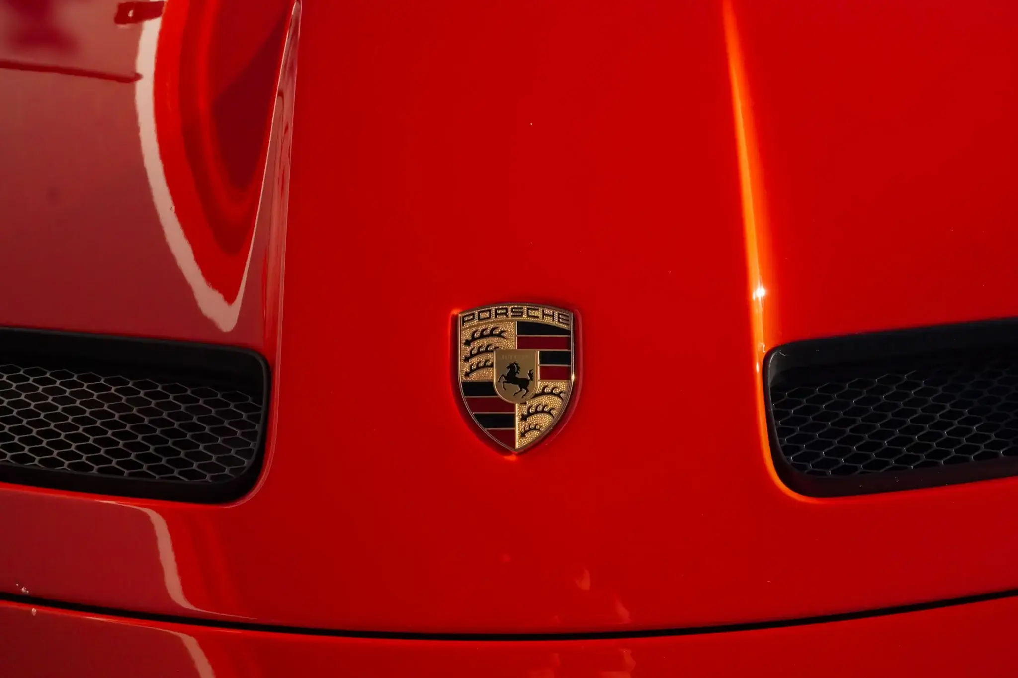 MP: 7,500-Mile 2023 Porsche 992 GT3 Touring 6-Speed | PCARMARKET