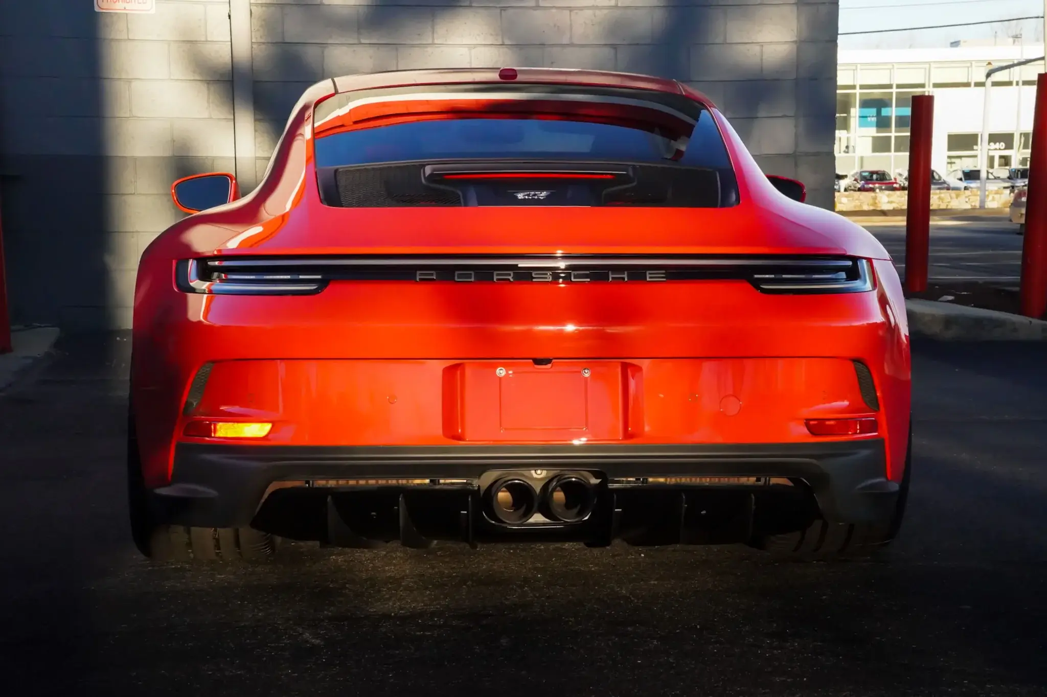 zdr327様 ご確認用 MP: 7,500-Mile 2023 Porsche 992 GT3 Touring 6-Speed | PCARMARKET