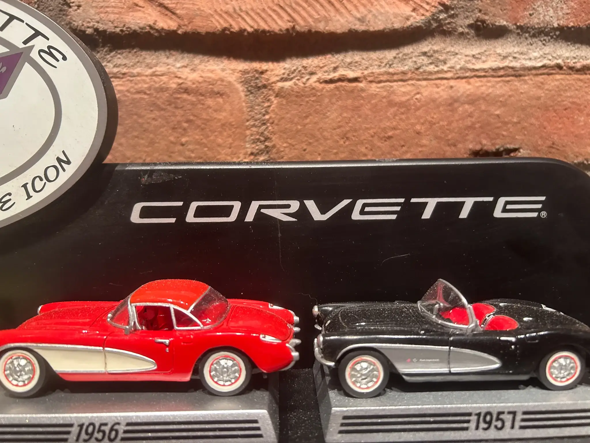 コルベット 50周年記念限定版 ダイキャストモデル No Reserve Danbury Mint 50 Year Corvette 1:43 Scale Die Cast
