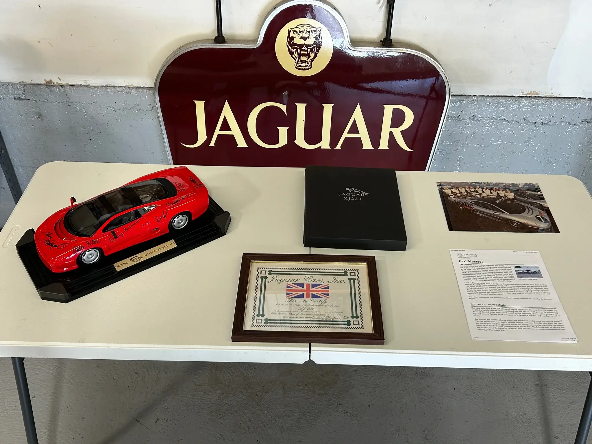 Jaguar Fast Masters XJ220 Memorabilia Collection | PCARMARKET