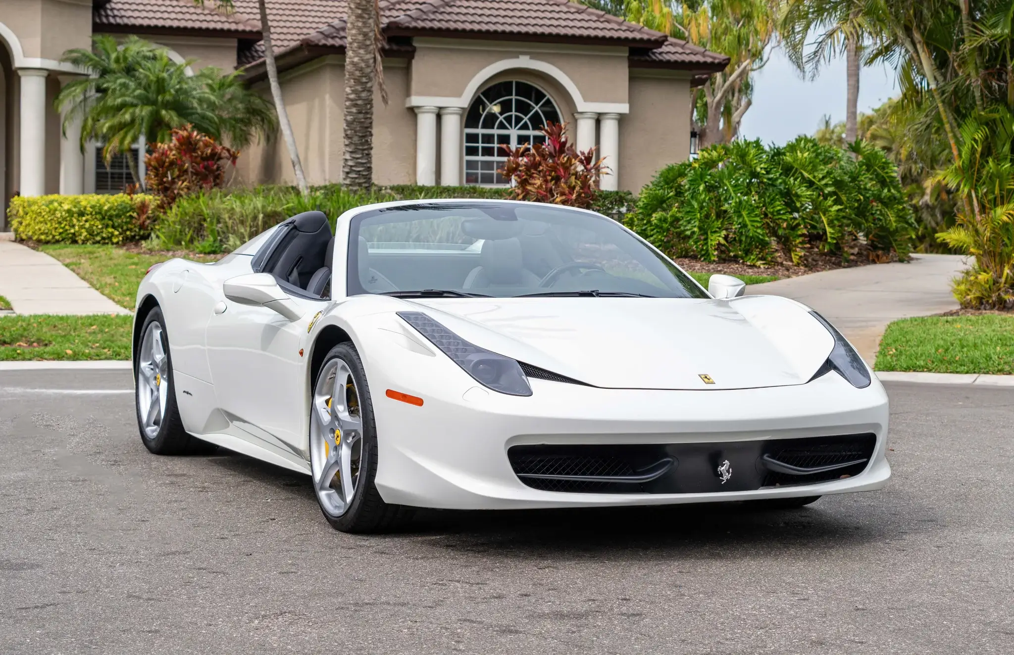 MP: 9k-Mile 2013 Ferrari 458 Spider | PCARMARKET