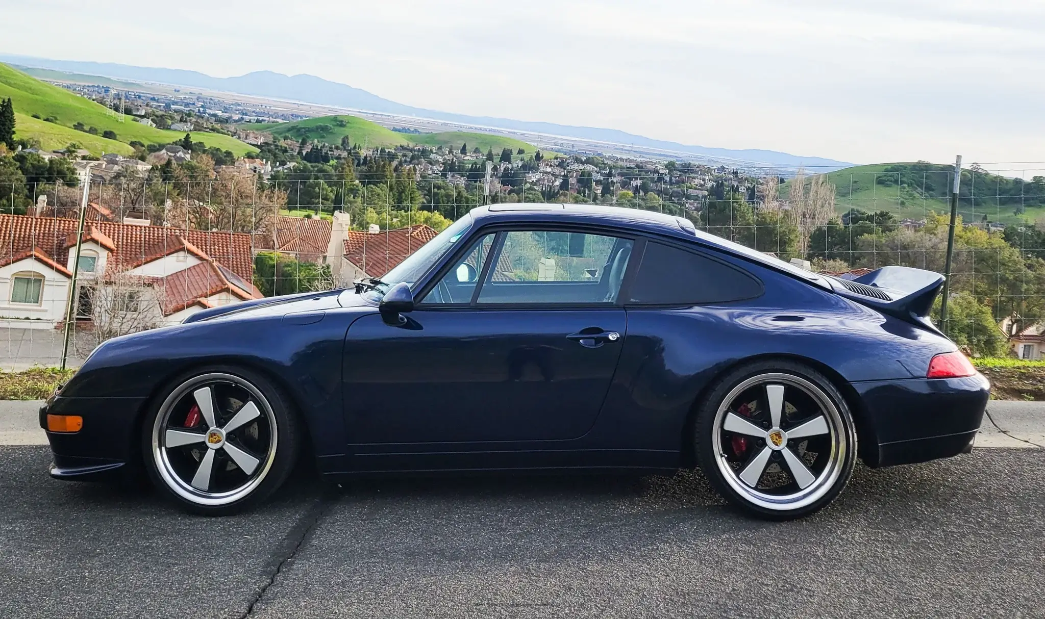 1996 Porsche 993 Carrera Coupe 6-Speed | PCARMARKET