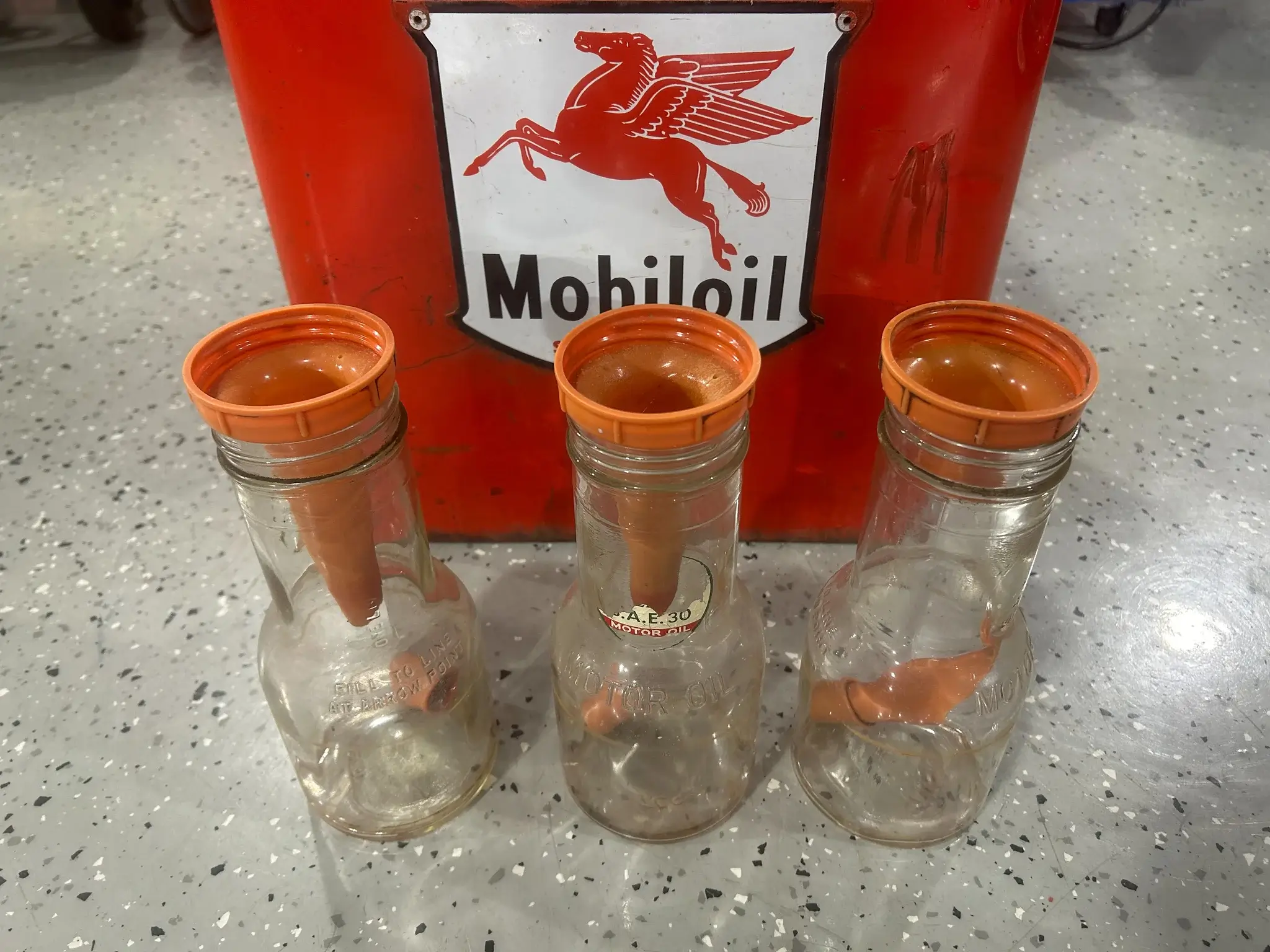 MP: 1930's - 1940's Socony Vacuum Oil Dispenser | PCARMARKET