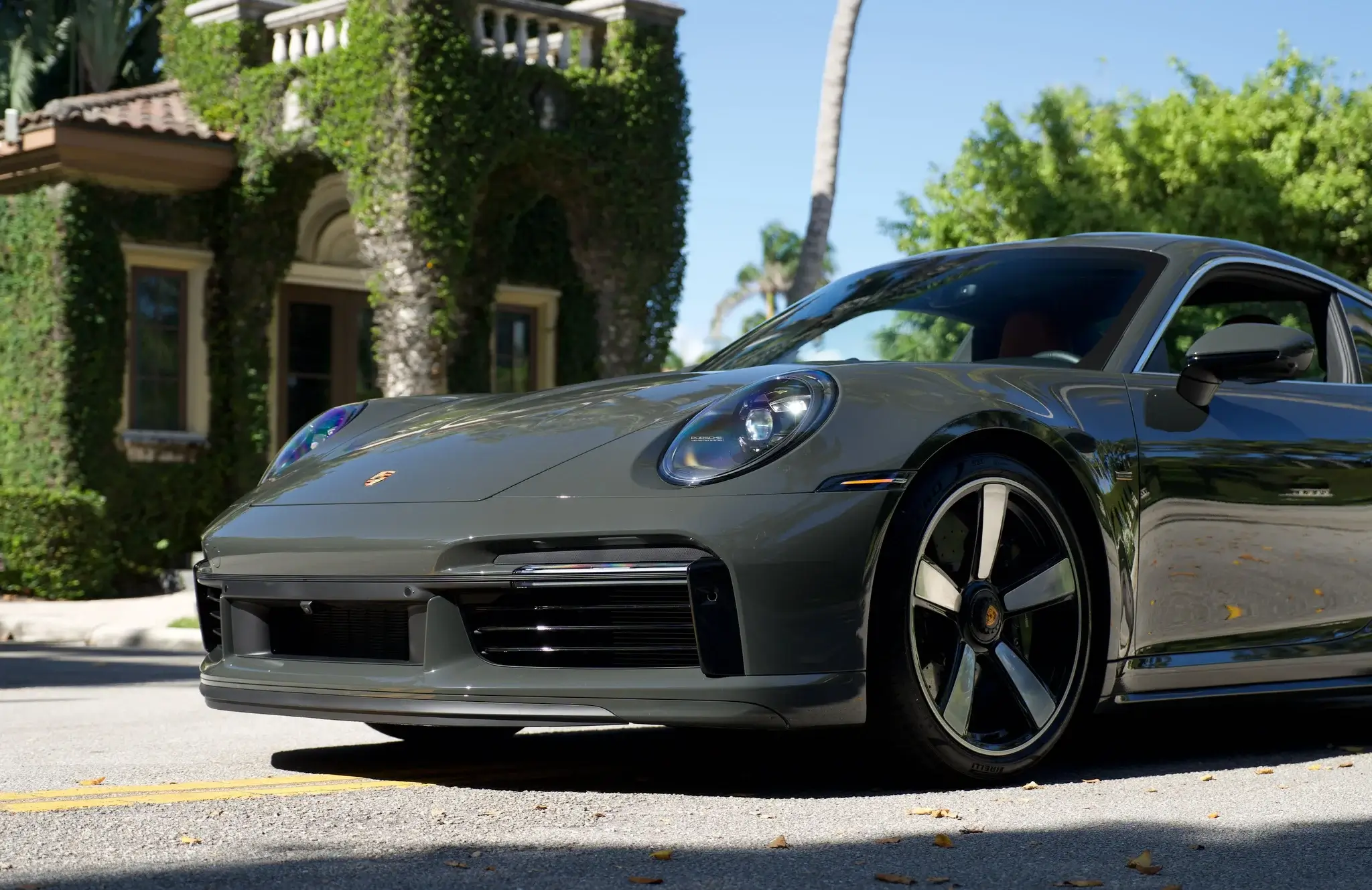 AMR ポルシェ　ターボ　シリアルナンバー　３２ ポルシェ 911(Type991) Speed ster 6MT Heritage Design PKG 世界限定
