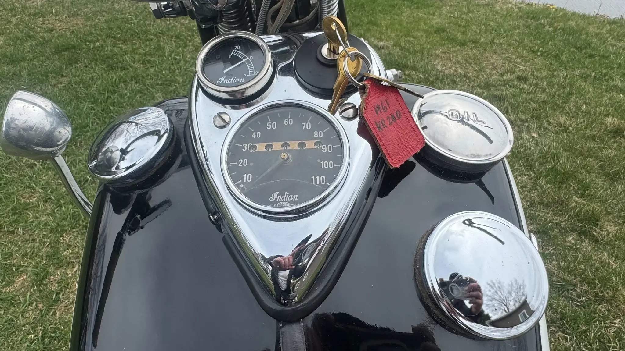 Indian Chief ヴィンテージ フロントブレーキ パネル 1947 MarketPlace: 1947 Indian Chief | PCARMARKET