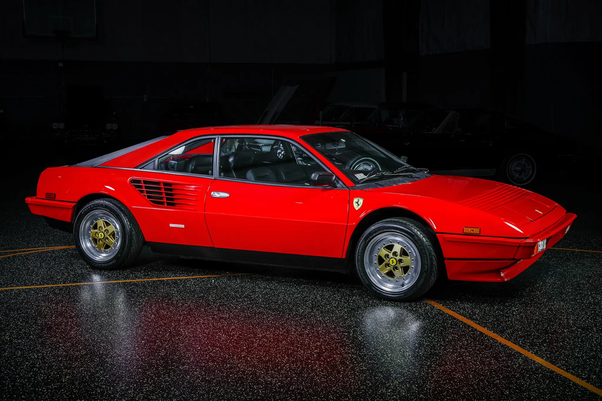 フェラーリ・モンディアル8(1982)／1/18＆1/43スケール／Ferrari／Hot