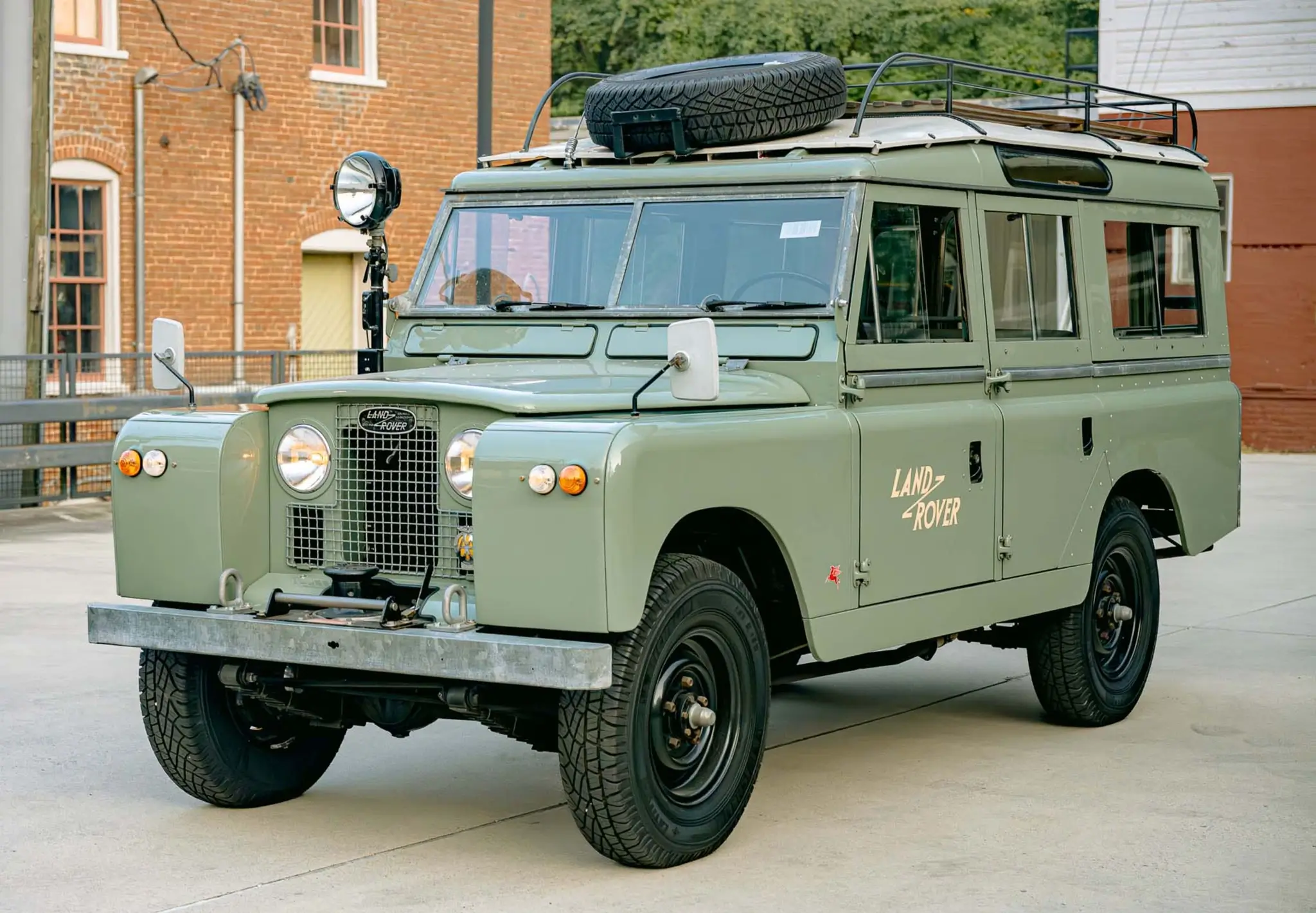 1966 Land Rover Defender Series IIa 109