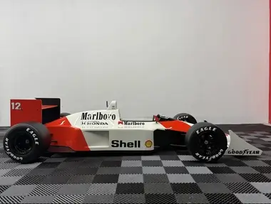 Marlboro McLaren MP4/4 1988Senna 　　　　　Ⅰ MarketPlace: 1988 McLaren MP4/4 Marlboro / Senna Livery 1:2 Scale