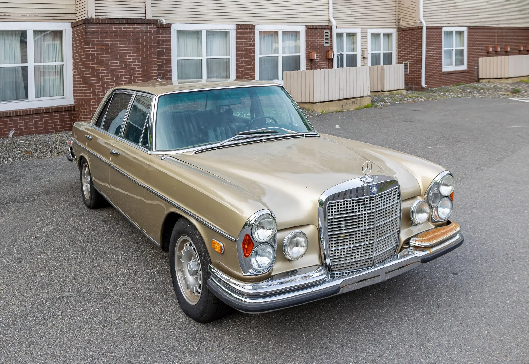 NO RESERVE 1971 Mercedes-Benz 300SEL 6.3 | PCARMARKET