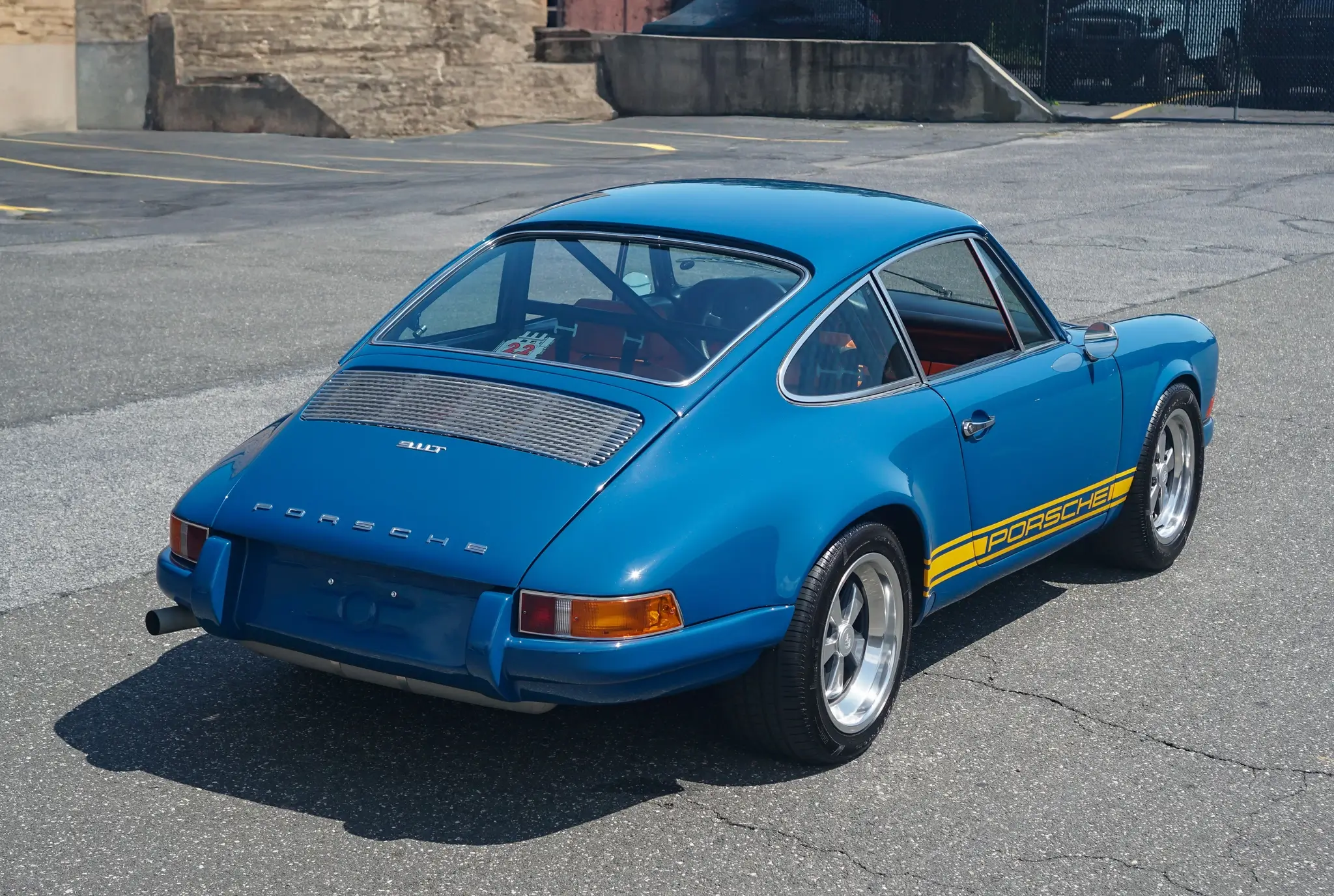 MarketPlace: Albert Blue 1971 Porsche 911T Coupe 5-Speed Modified
