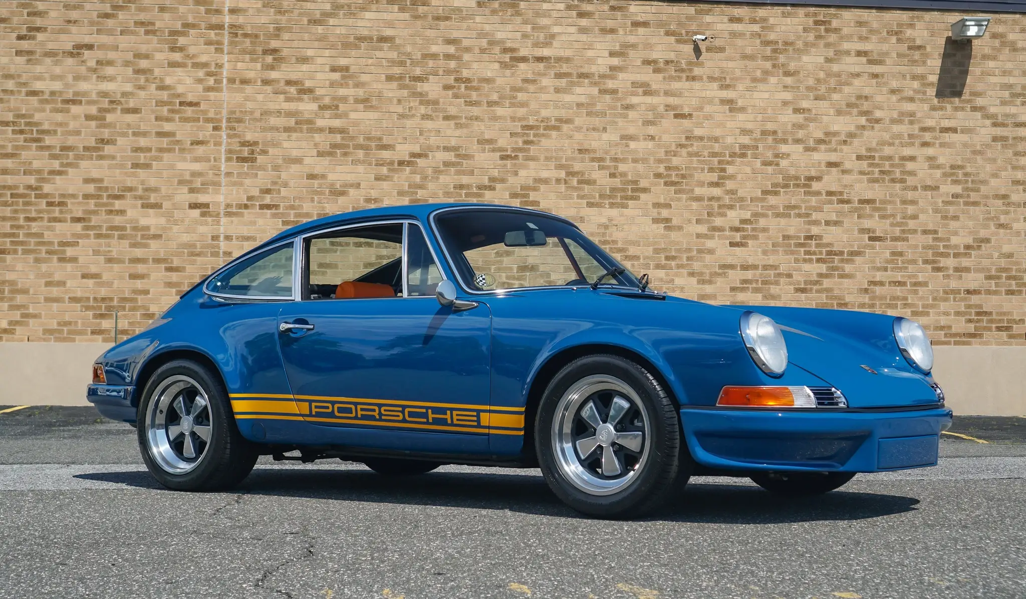 MarketPlace: Albert Blue 1971 Porsche 911T Coupe 5-Speed Modified