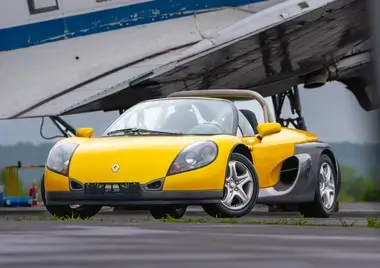 MarketPlace: 11k-Mile 1996 Renault Sport Spider | PCARMARKET