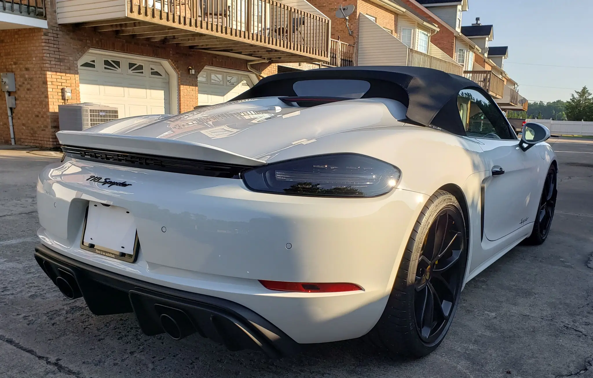 2k-Mile 2020 Porsche 718 Spyder 6-Speed w/ PCCB | PCARMARKET