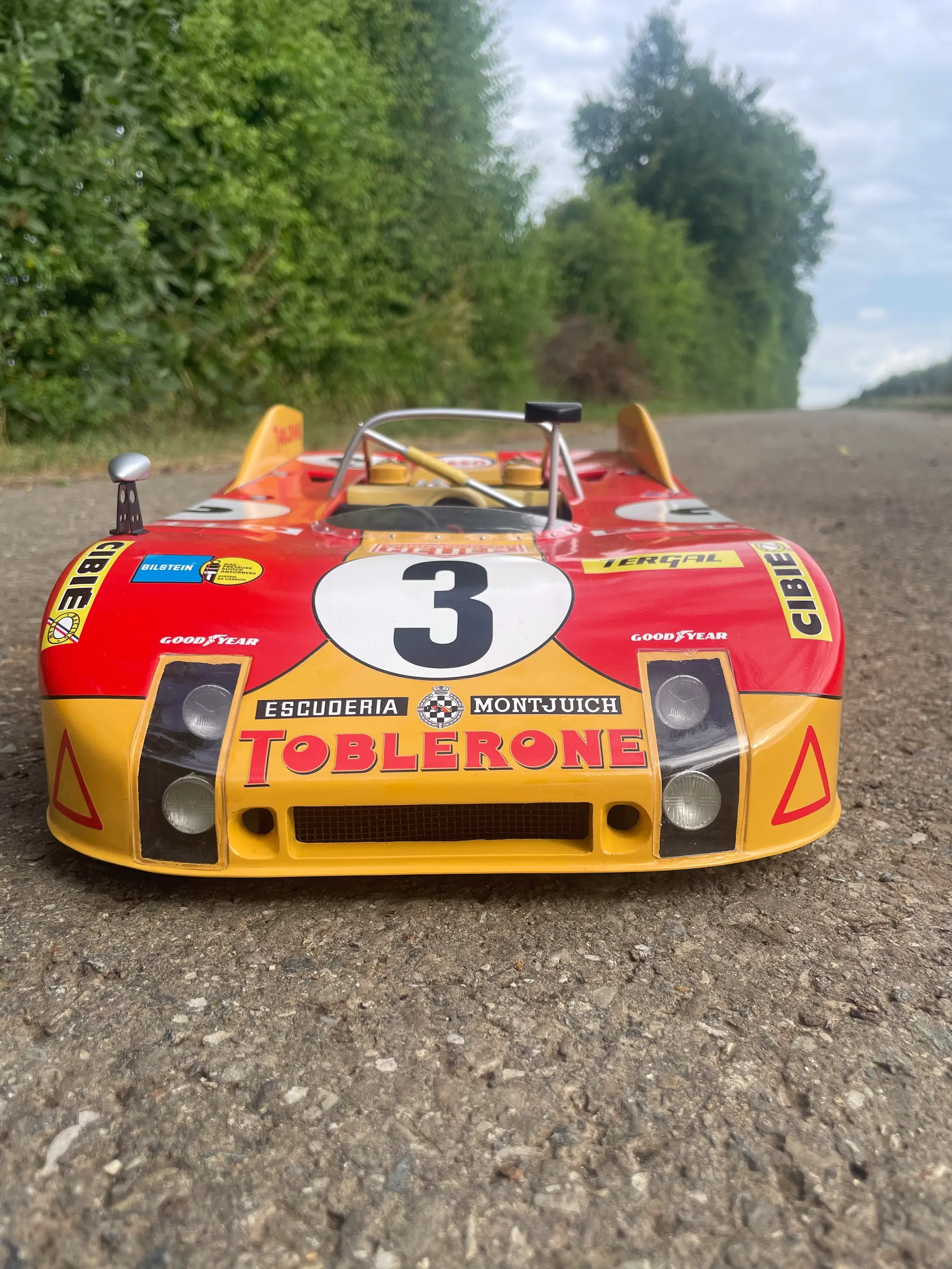 ボンボネロ MarketPlace: 1 of 1 Porsche 908/3 1/8th Scale Model | PCARMARKET